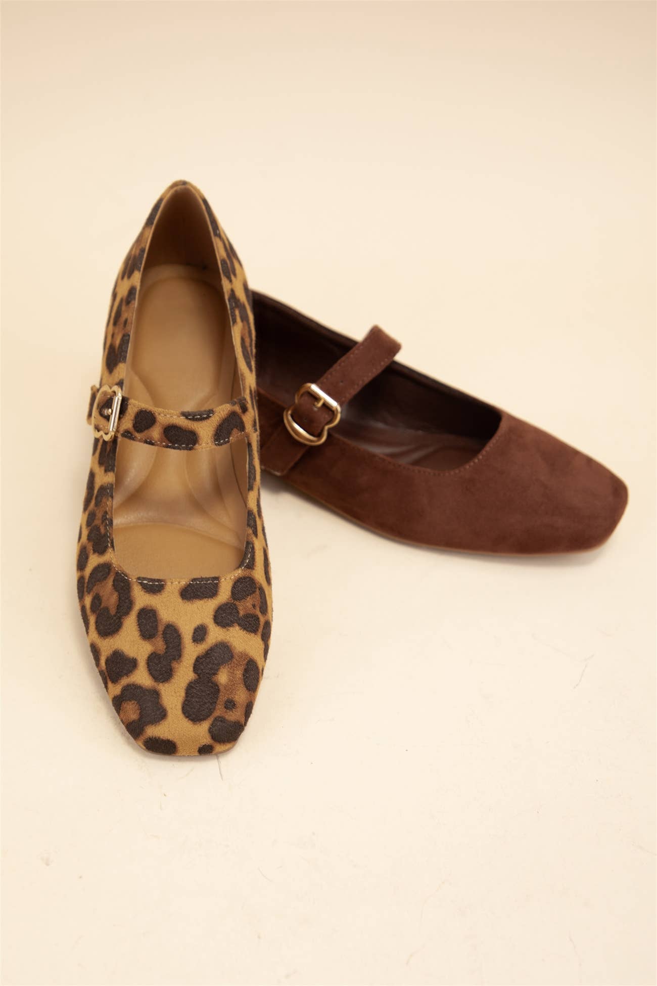 SQUARE TOE MARY JANE FLATS