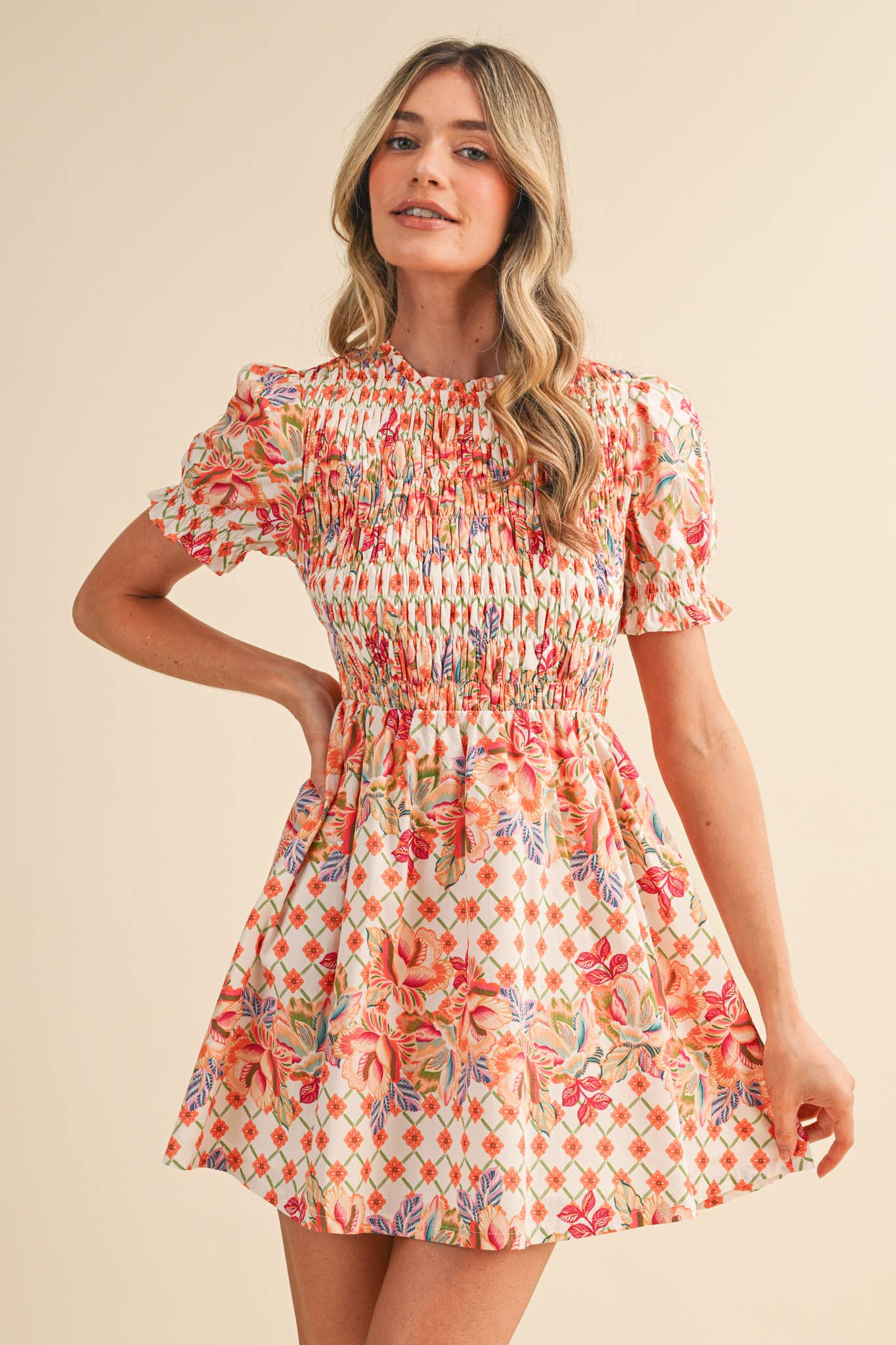 FLORAL PRINT SMOCKED MINI DRESS