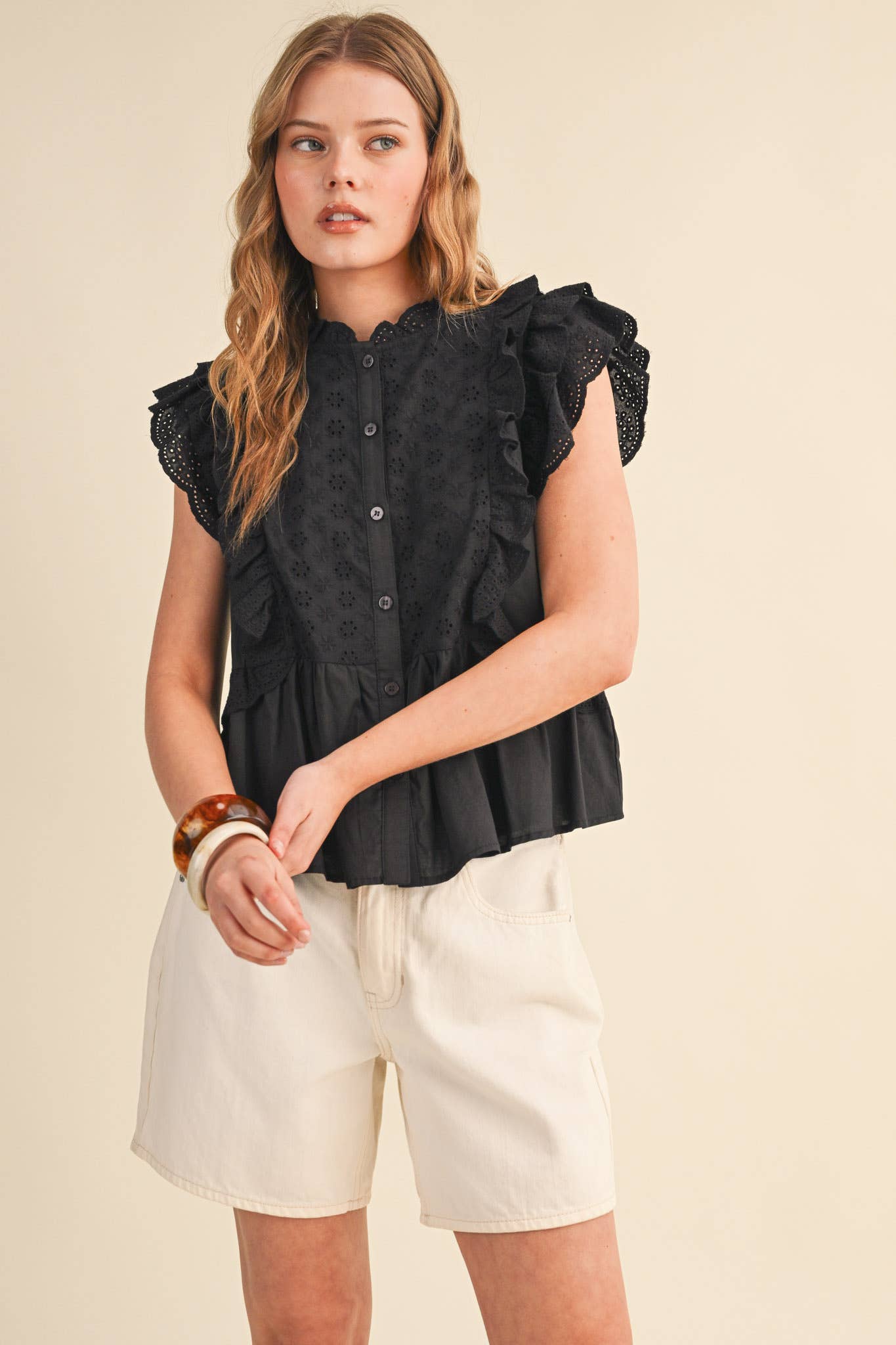 EYELET BUTTON DOWN PEPLUM TOP MTP4485: BLACK / S