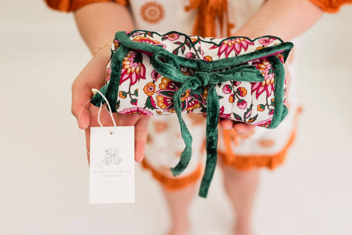 Cotton Quilted Organizer | Hearthwood Garden | Travel