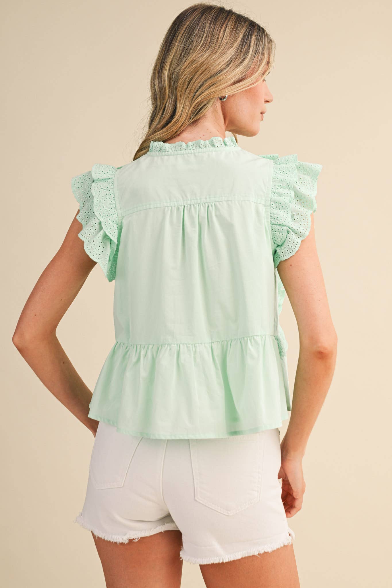 EYELET BUTTON DOWN PEPLUM TOP MTP4485: BLACK / L