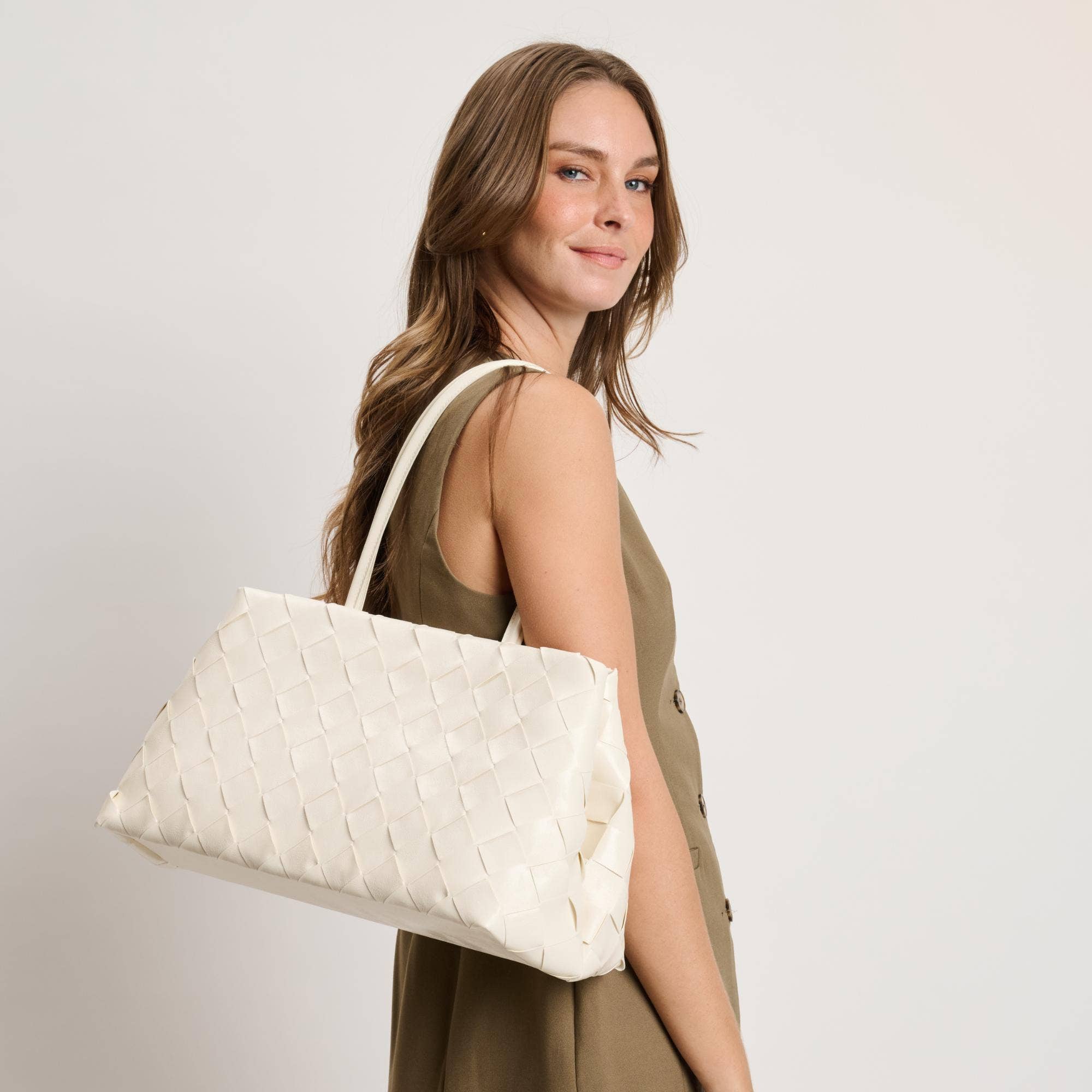 Elsy Satchel