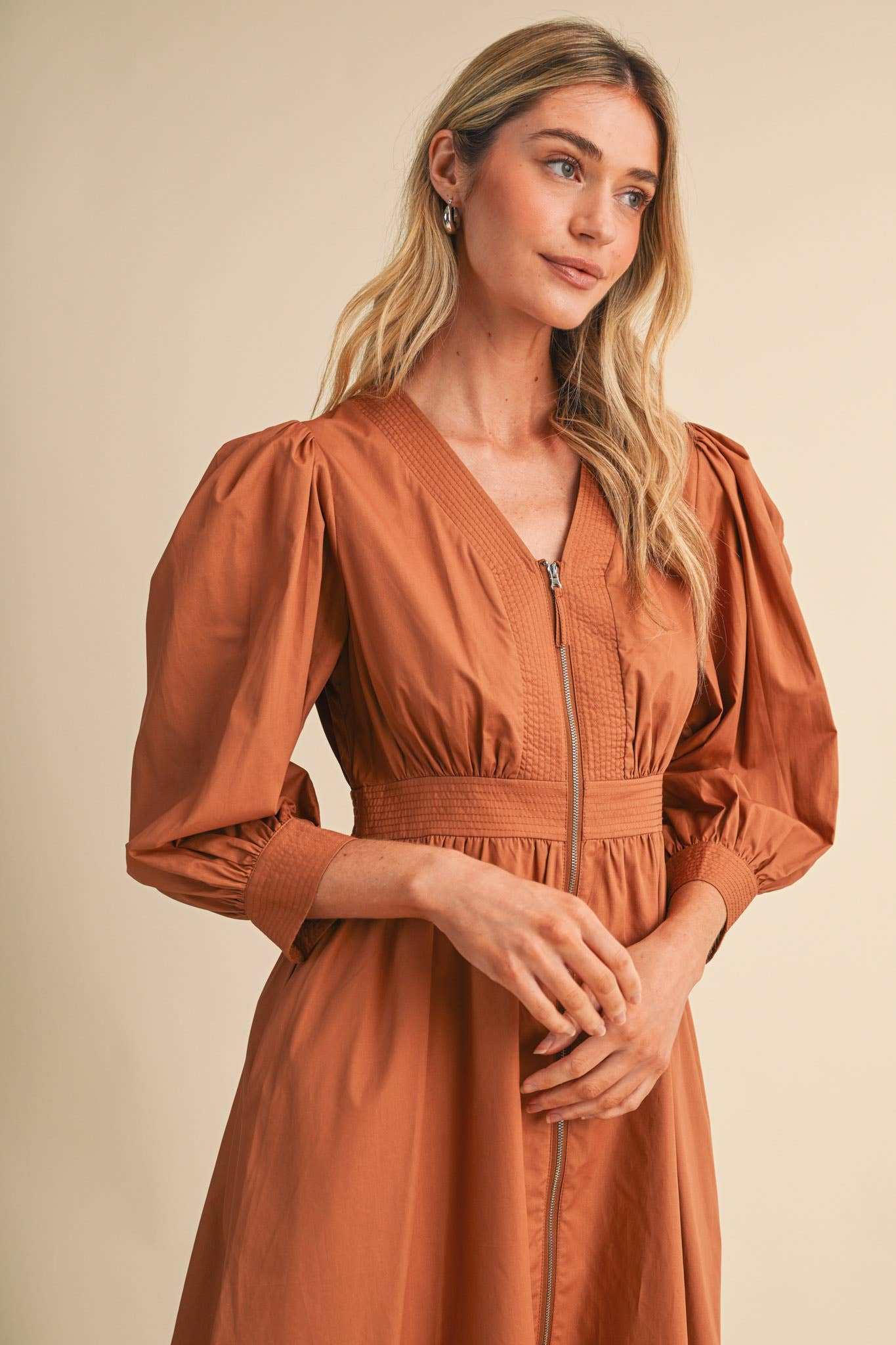 PUFF SLEEVE MIDI DRESS