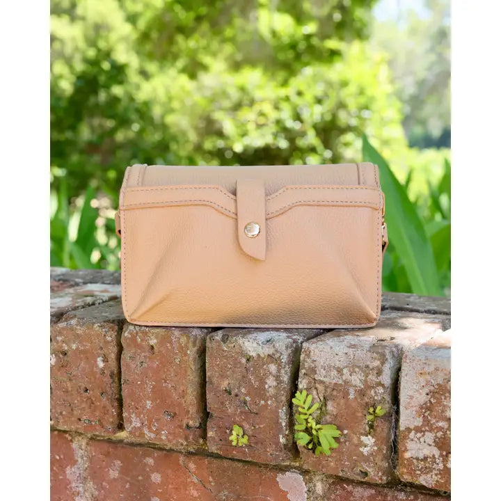 Maverick Crossbody - Tan