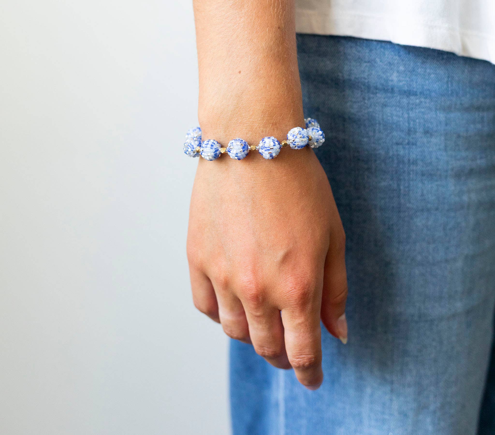 Luxe Globe Bracelet - Seaside