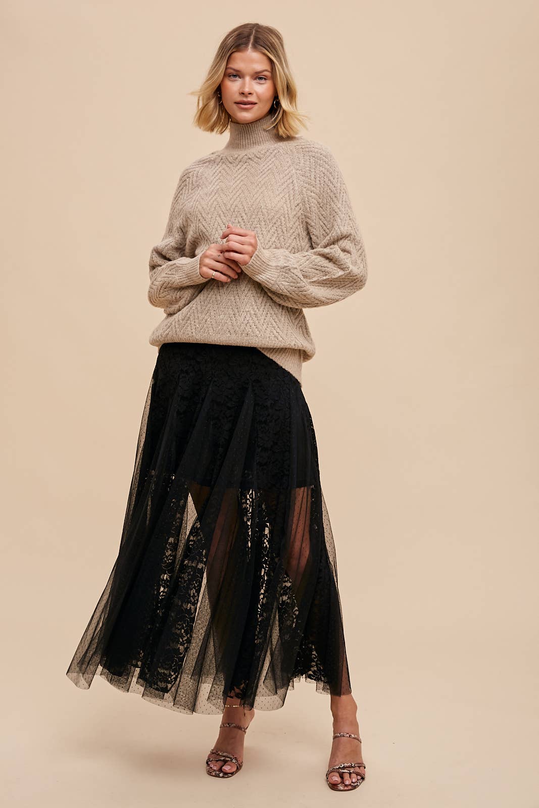 HERRINGBONE KNIT TURTLENECK SWEATER