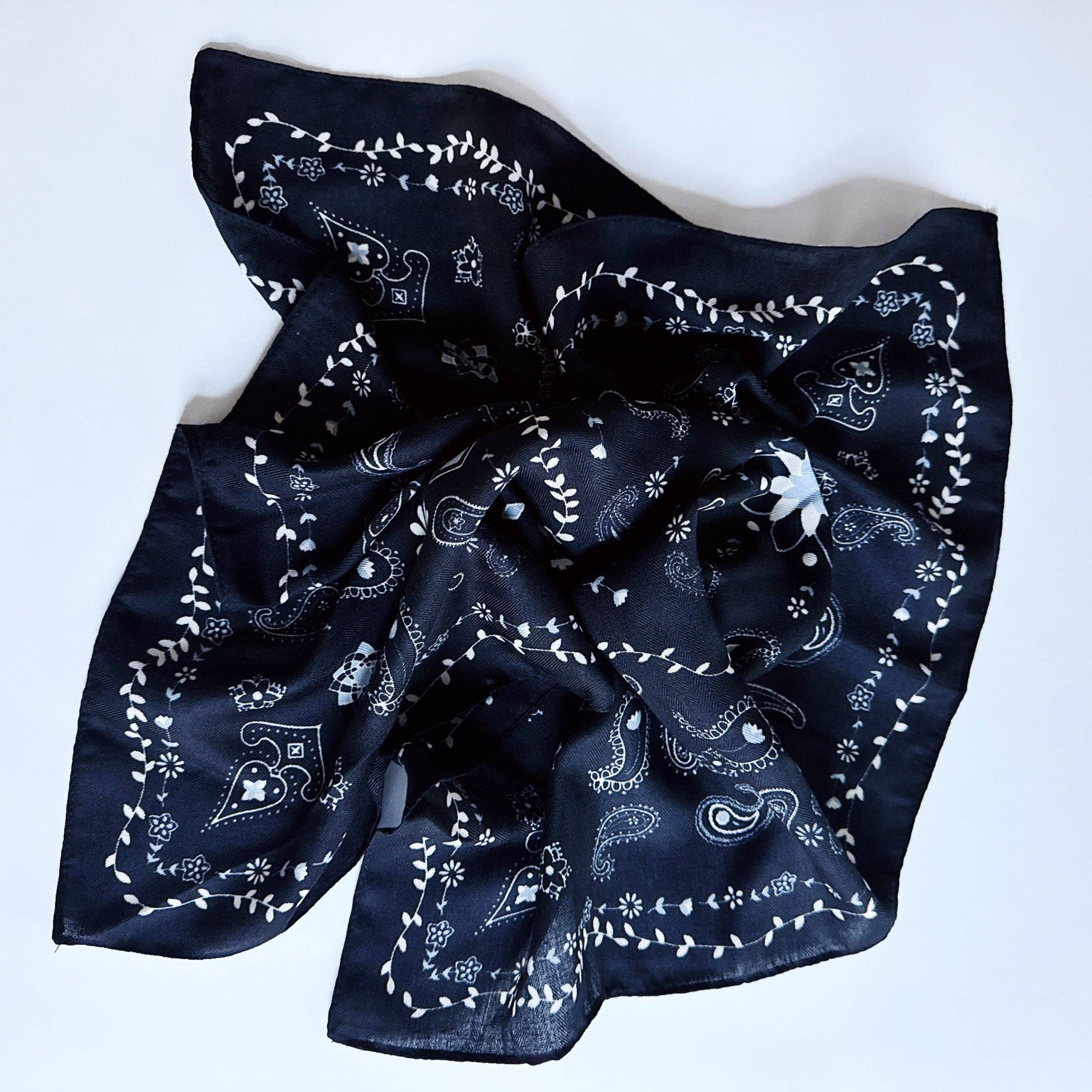 Textured Style Square Scarf – Versatile Accent for Hair, Neck & Handbags