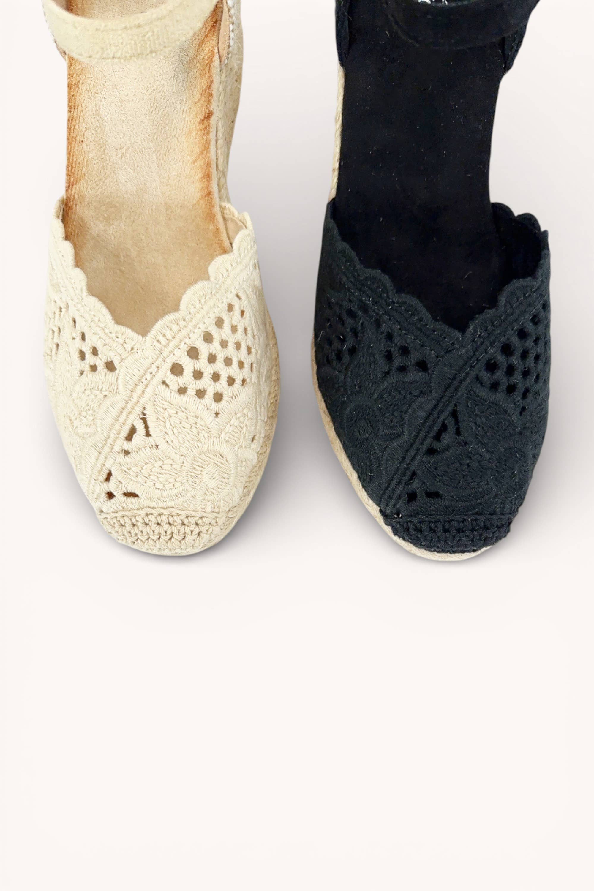 FLORAL CROCHET LACE WEDGE