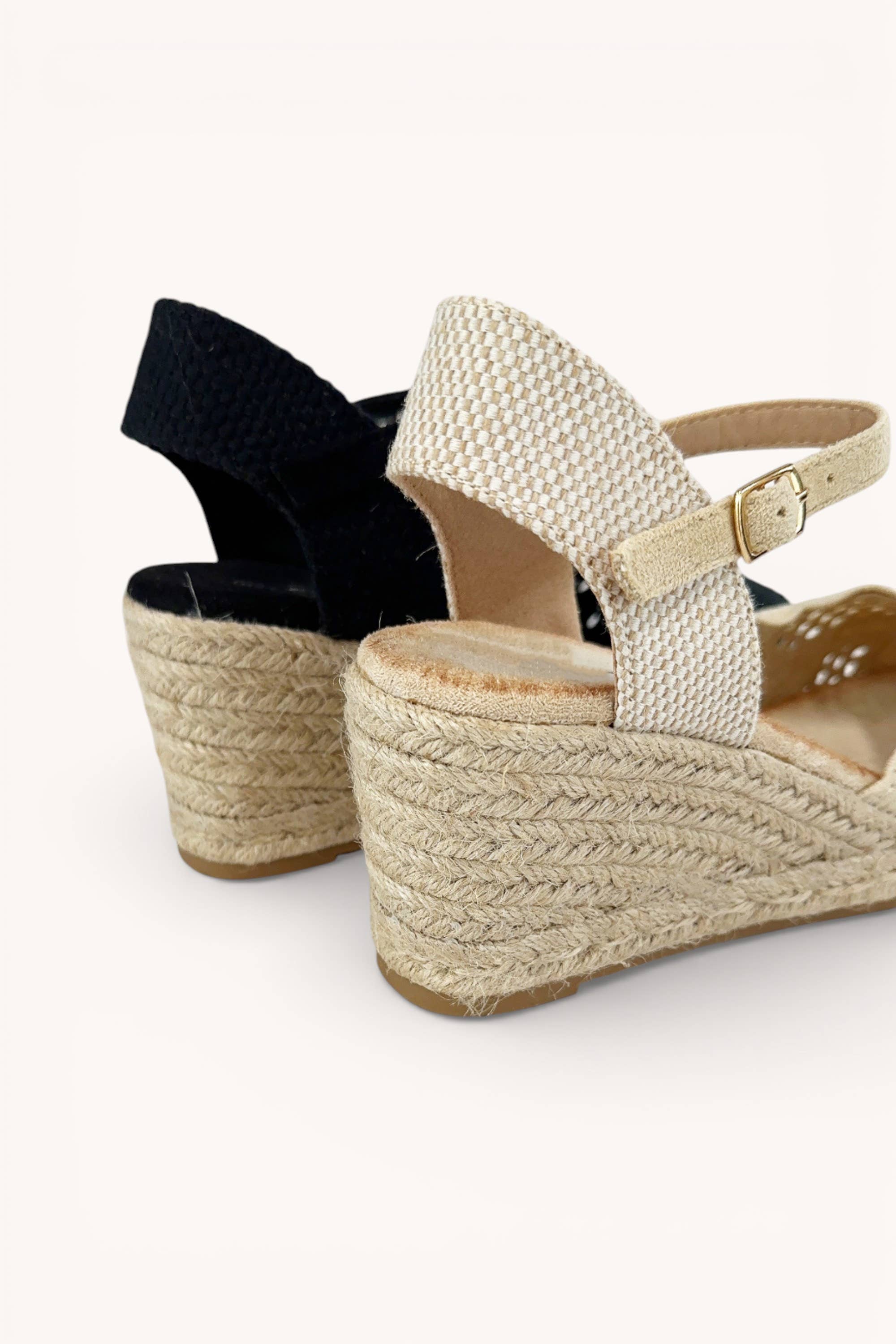 FLORAL CROCHET LACE WEDGE