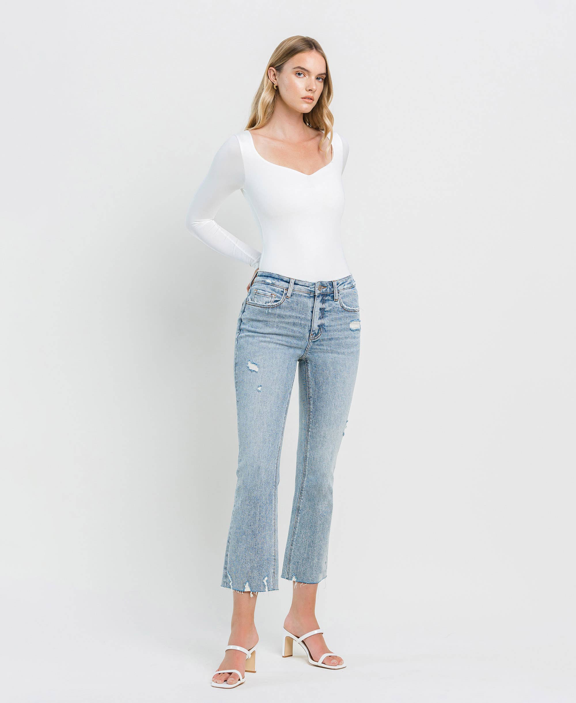 Cali Kiss - HIGH RISE KICK FLARE JEANS