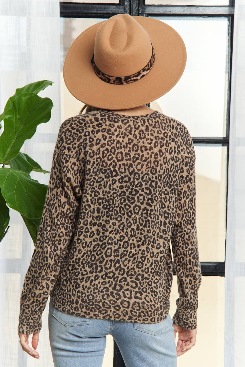 LEOPARD PRINT TOP