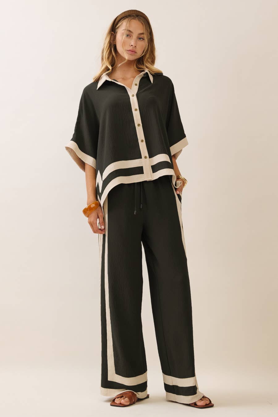 Contrast Trim Matching Set
