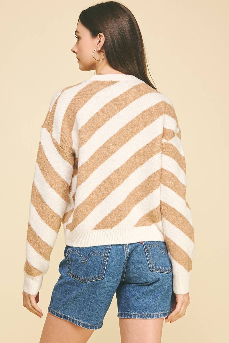 DIAGONAL STRIPE KNIT SWEATER