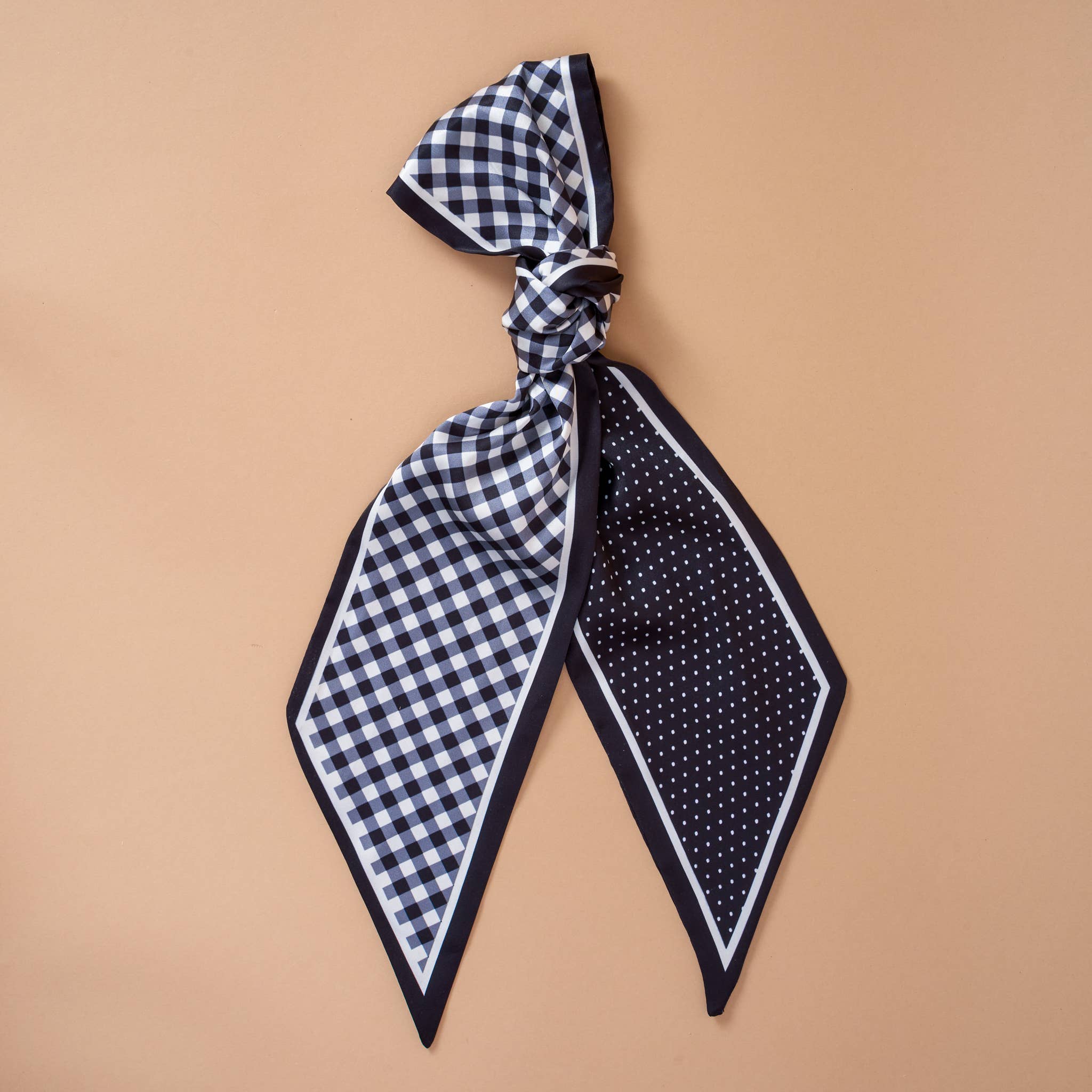 Twirl & Tie Scarf Accessory-Gingham Black
