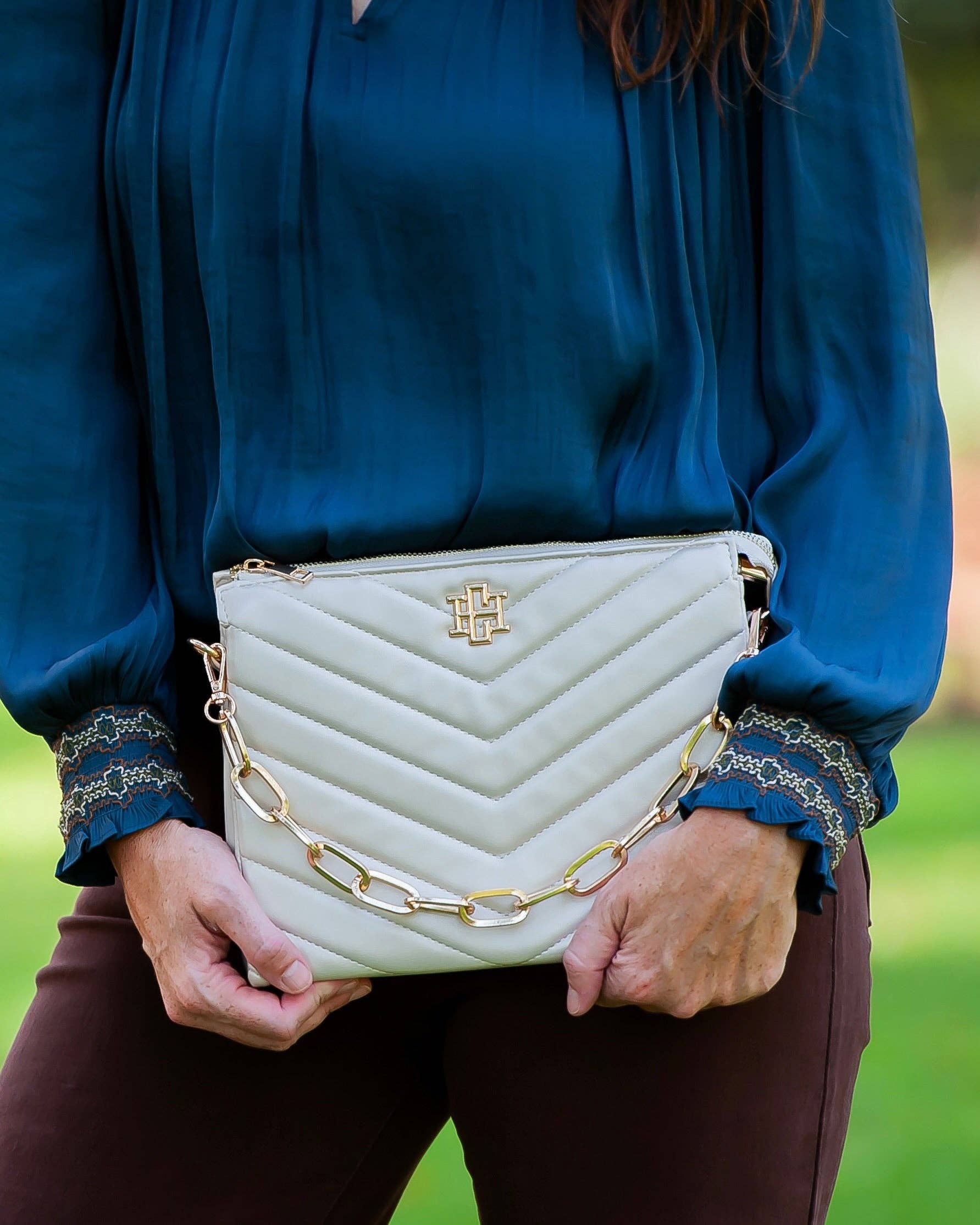 Ariana Crossbody Pearl VQ