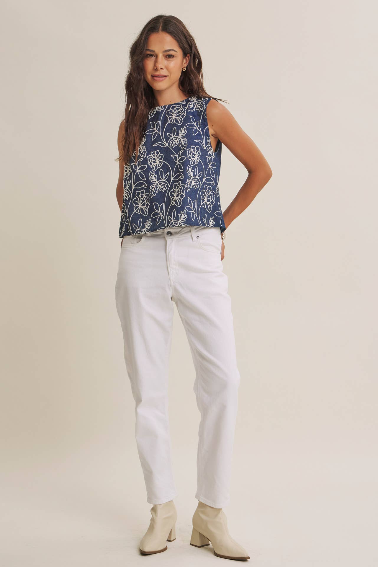 CHAMBRAY EMBROIDERED BLOUSE WITH BACK BOW