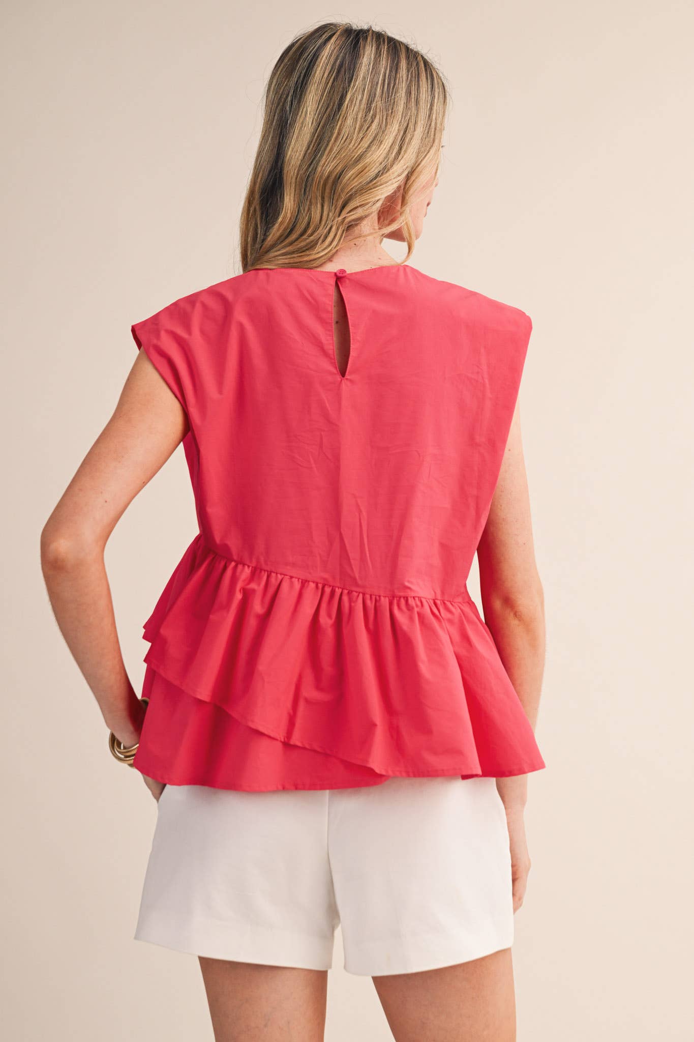 RUFFLED PEPLUM HEM TOP