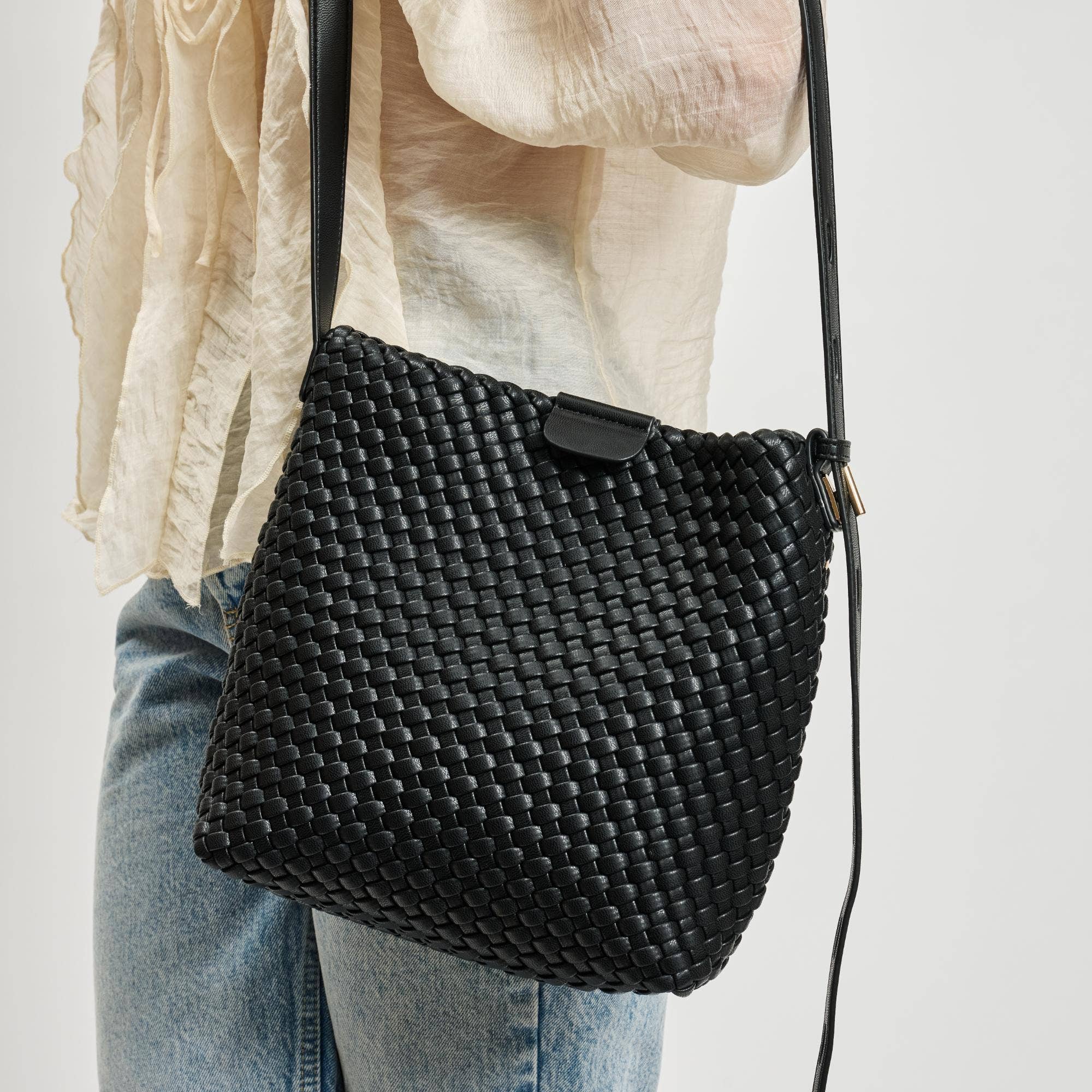 Isadora Bucket