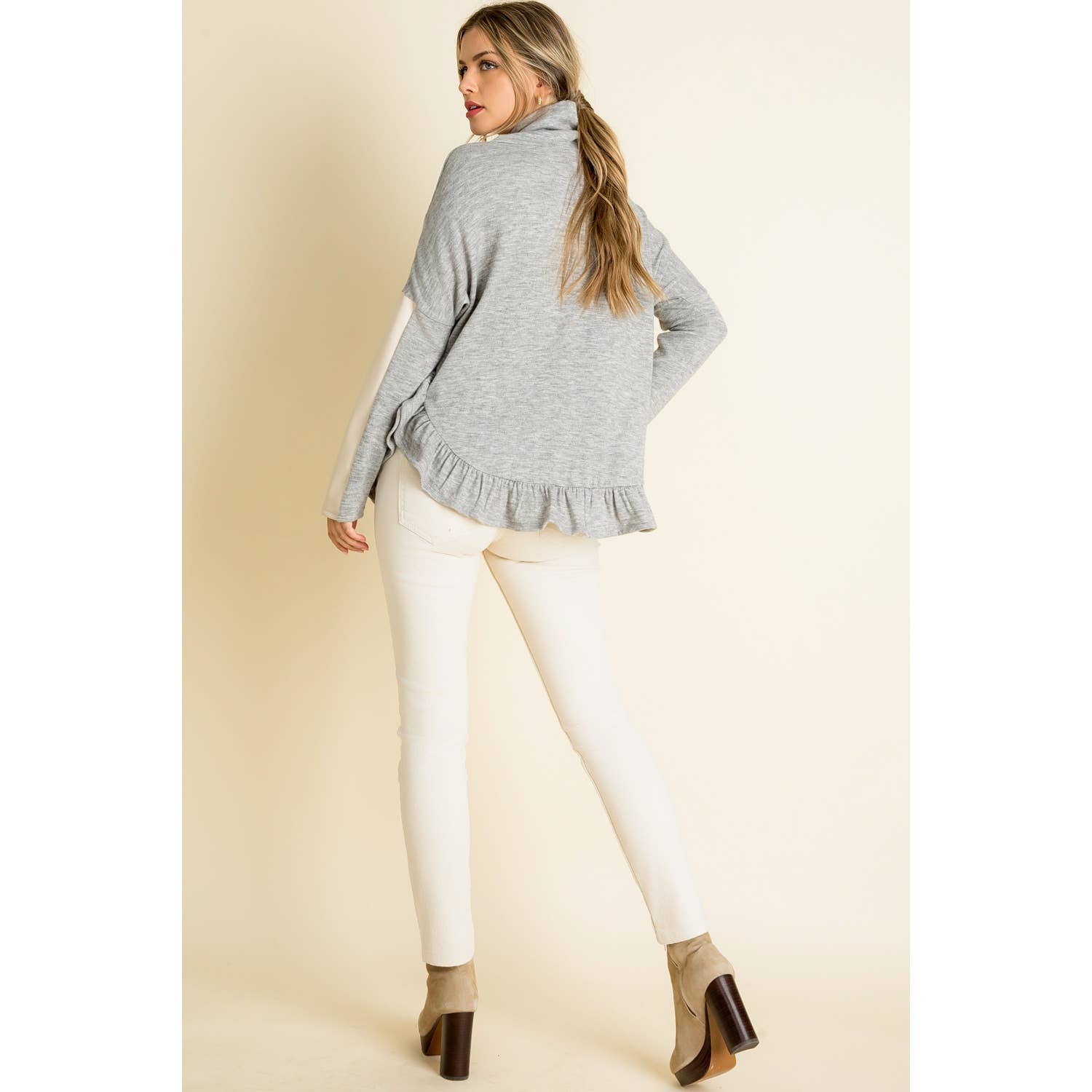 Ruffle Hem Knit Turtleneck