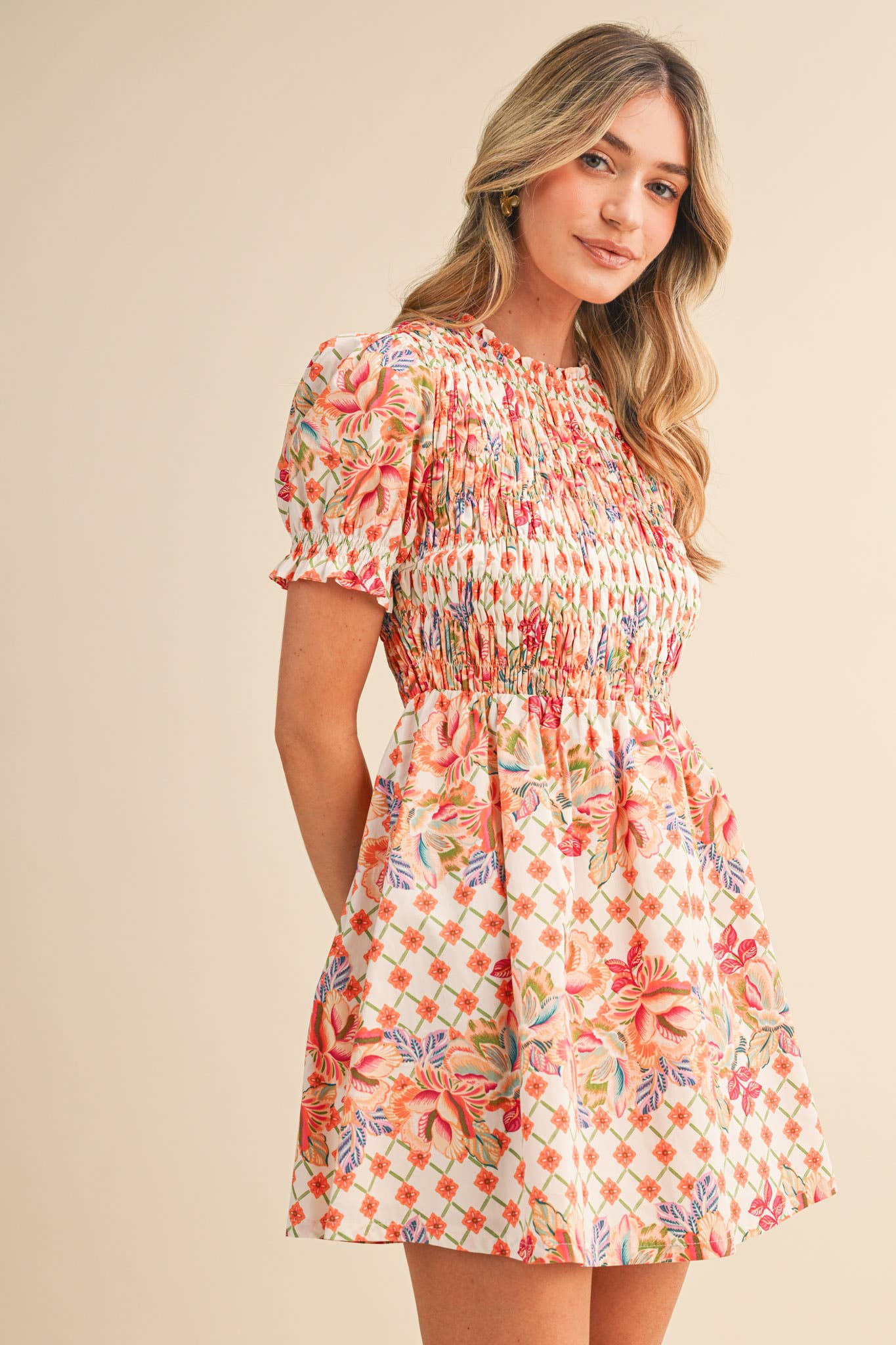 FLORAL PRINT SMOCKED MINI DRESS