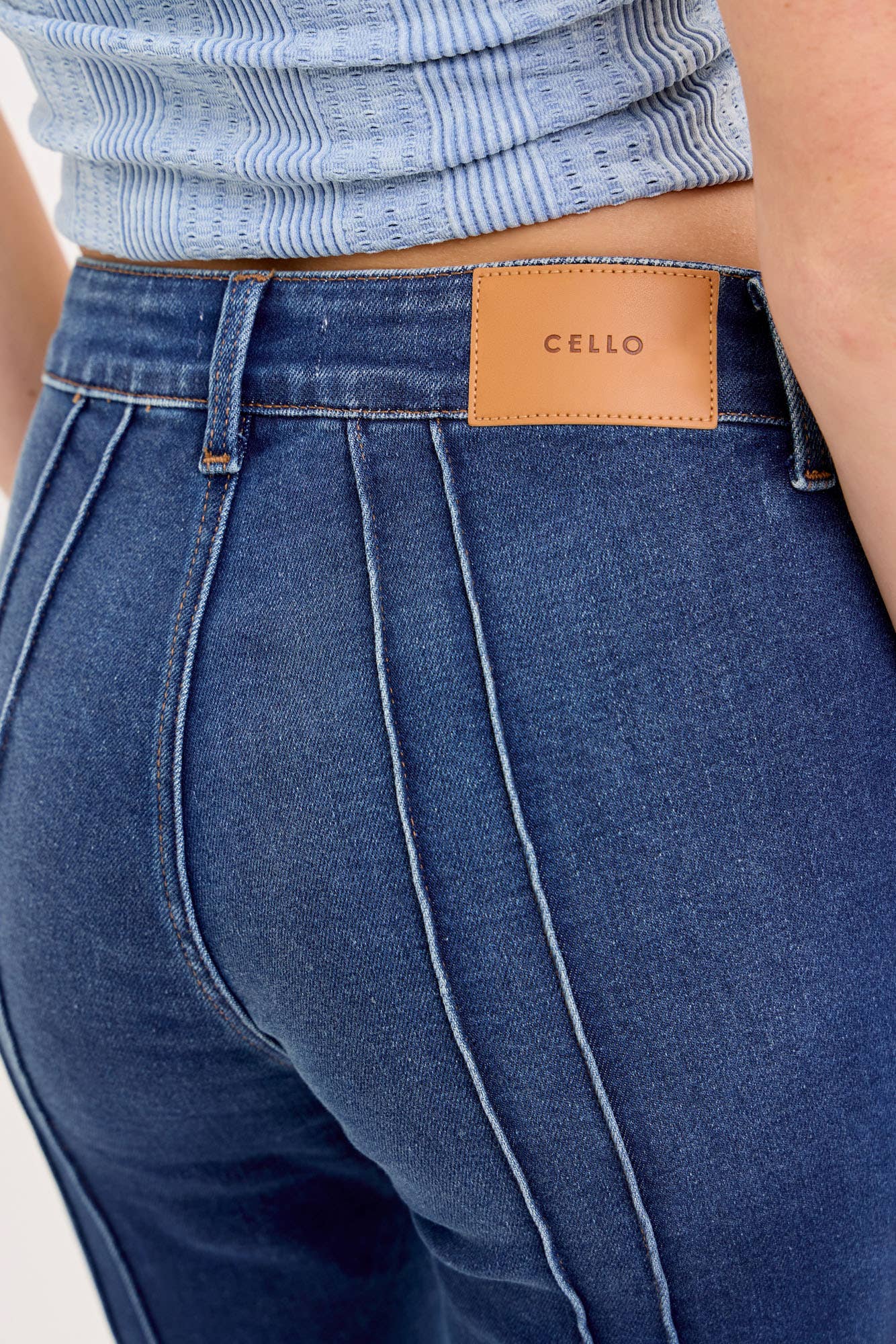 Mid Rise Flare Pintuck Seam