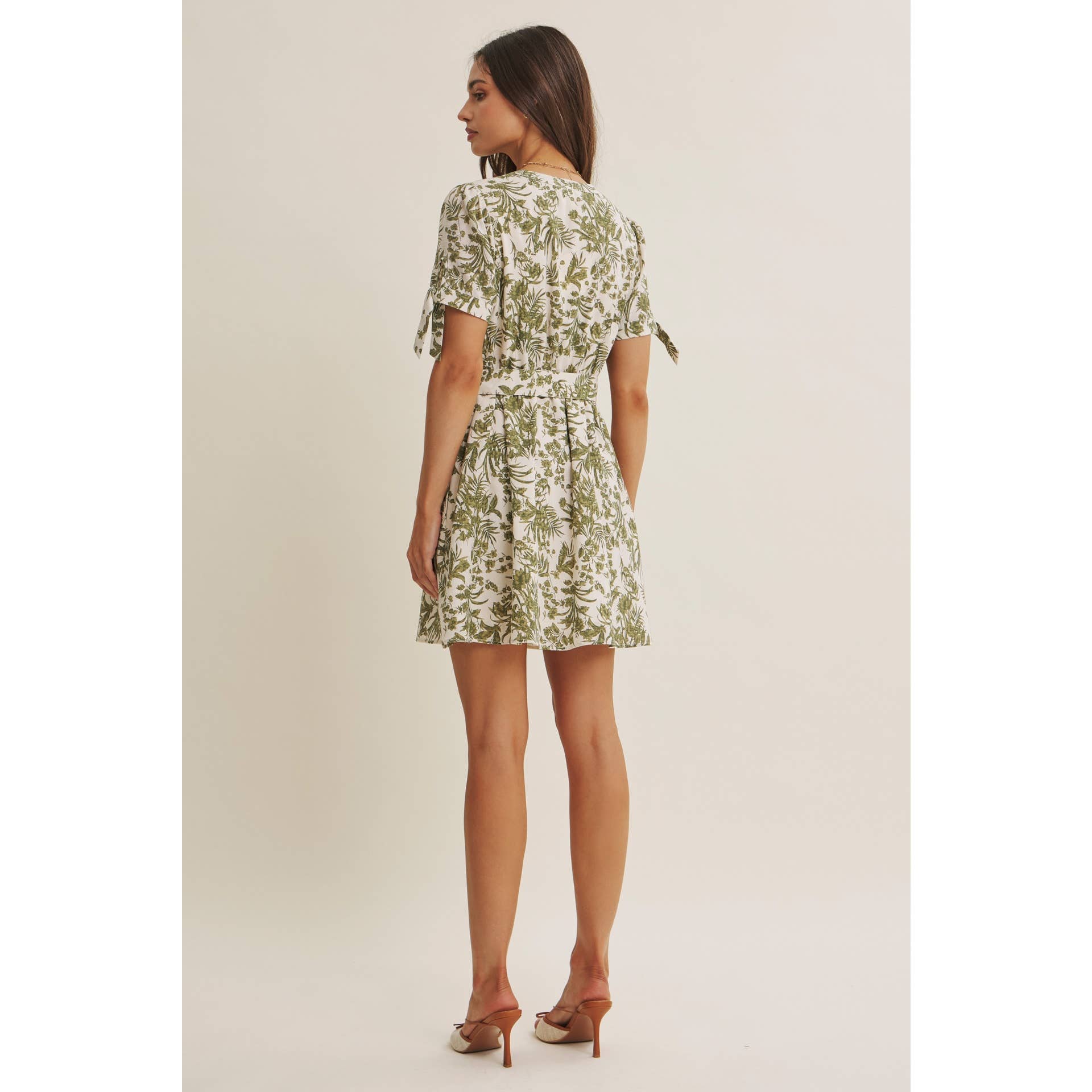 VINEYARD FLORAL MINI DRESS