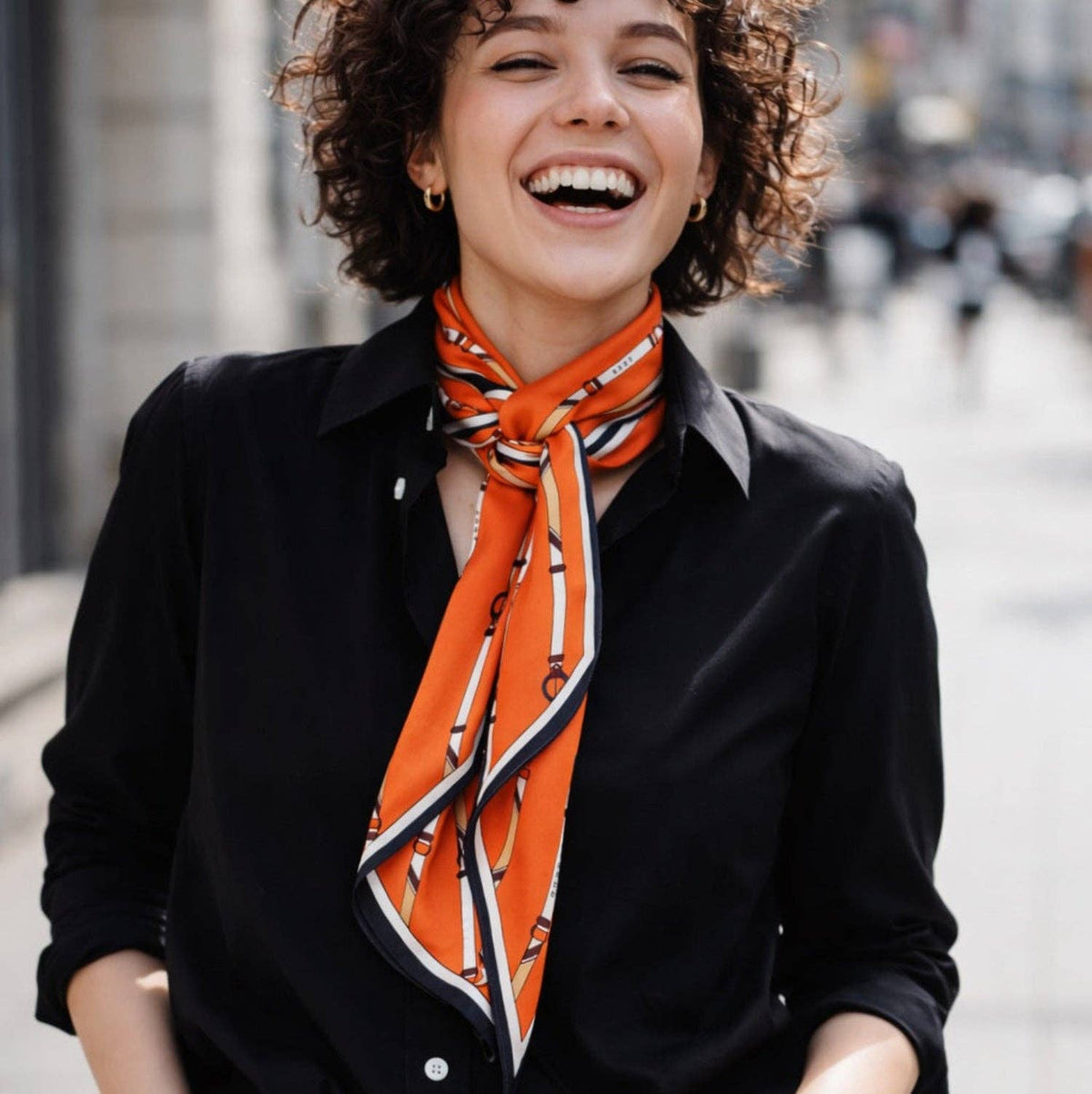 Saddle Stripe Silky Jumbo Twilly Scarf – Classic Equestrian Elegance