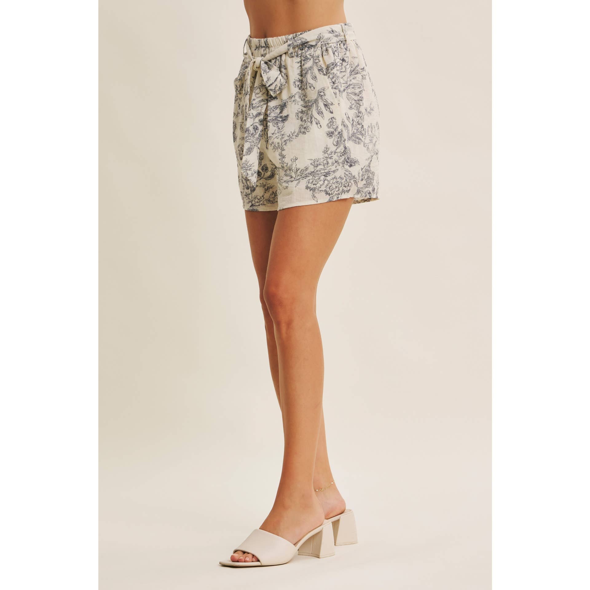 PARISIAN CHARM TOILE SHORTS