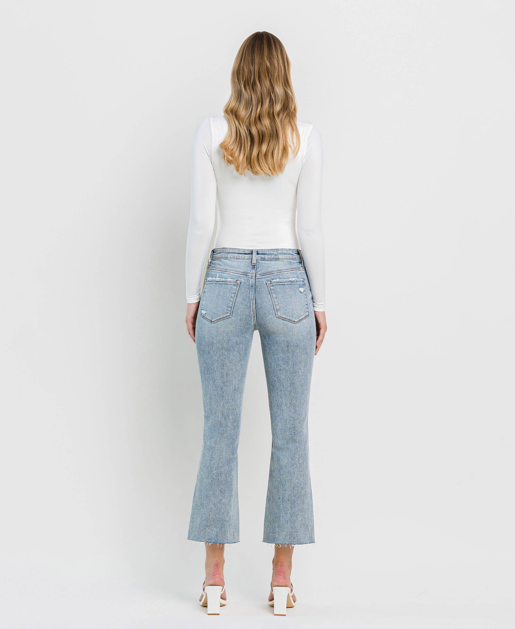 Cali Kiss - HIGH RISE KICK FLARE JEANS