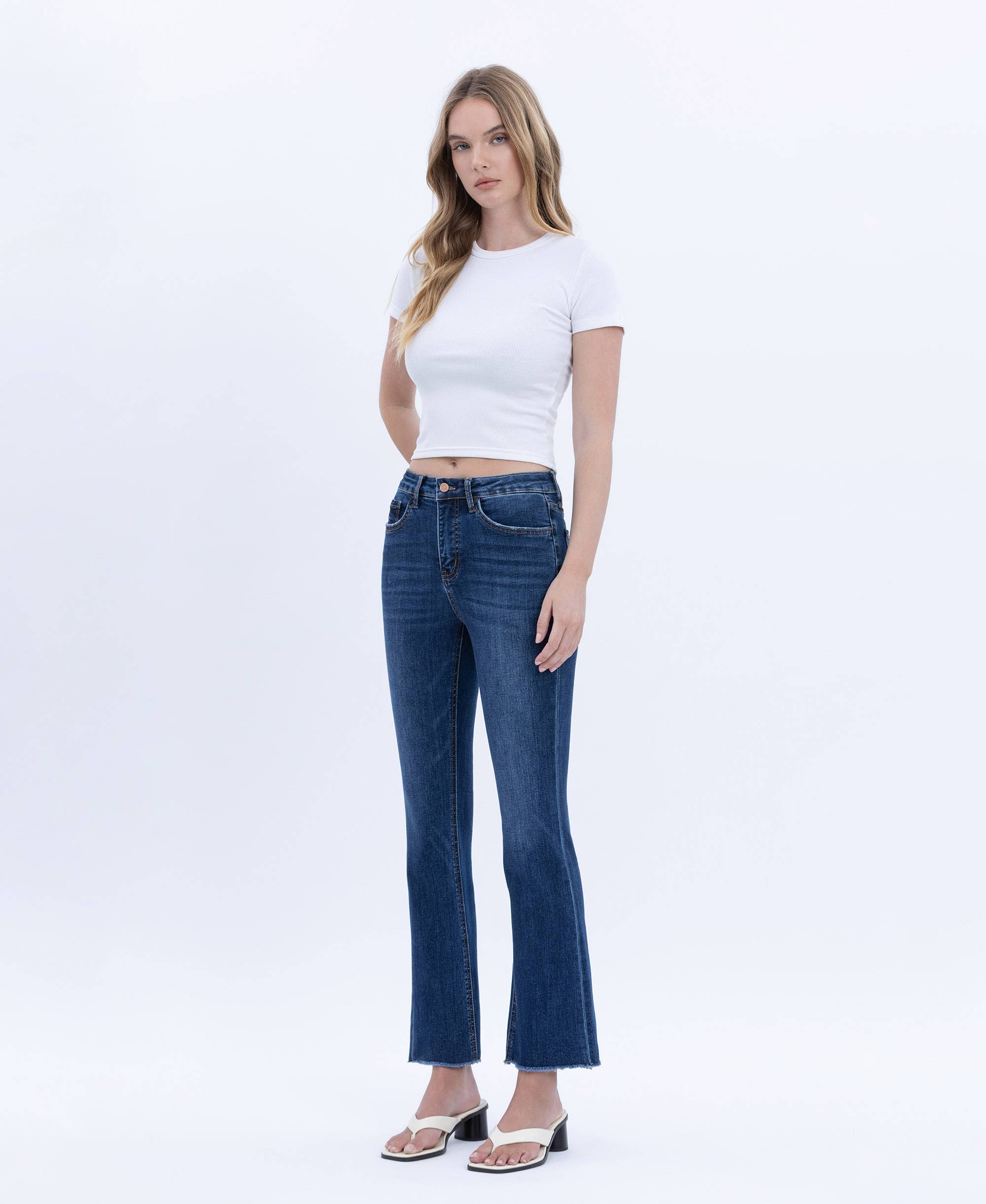 HIGH RISE RAW HEM KICK FLARE