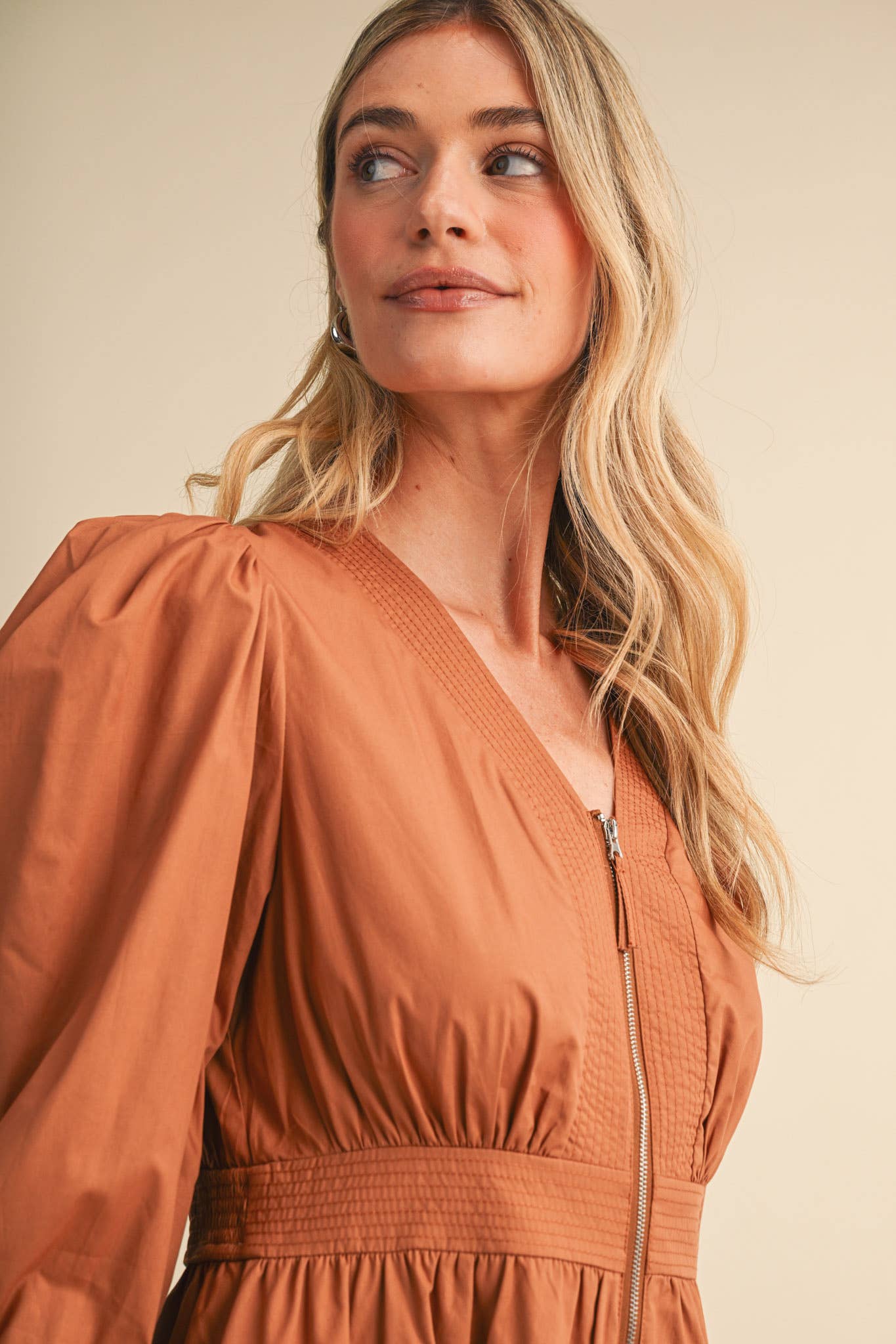 PUFF SLEEVE MIDI DRESS