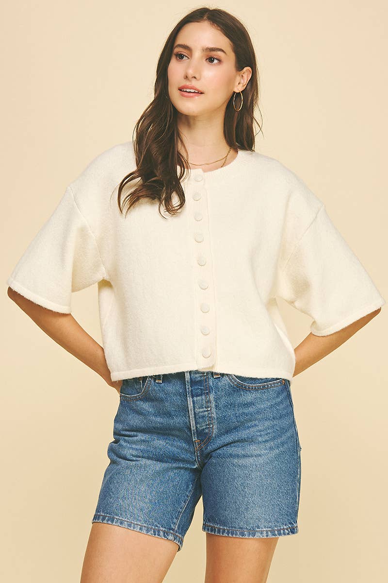 BUTTON DOWN SHORT SLEEVE SWEATER