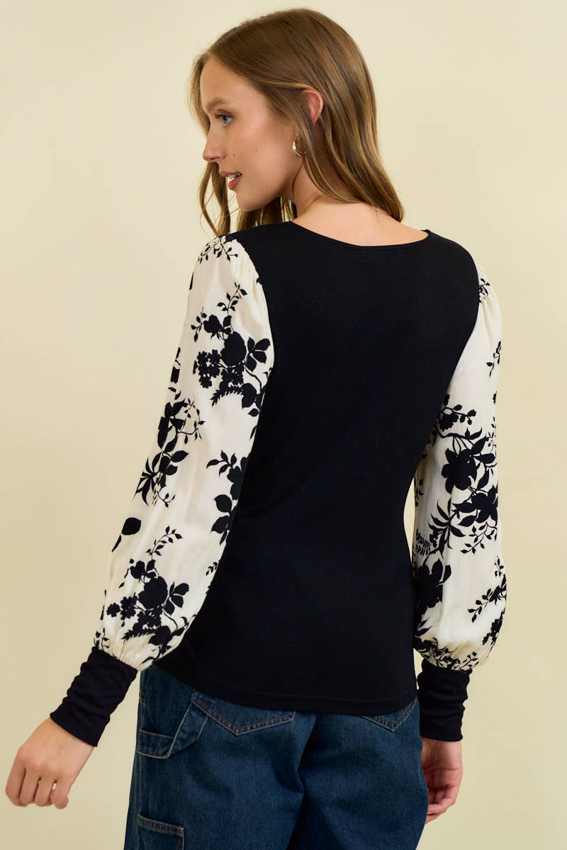 FLORAL SLEEVE KNIT TOP