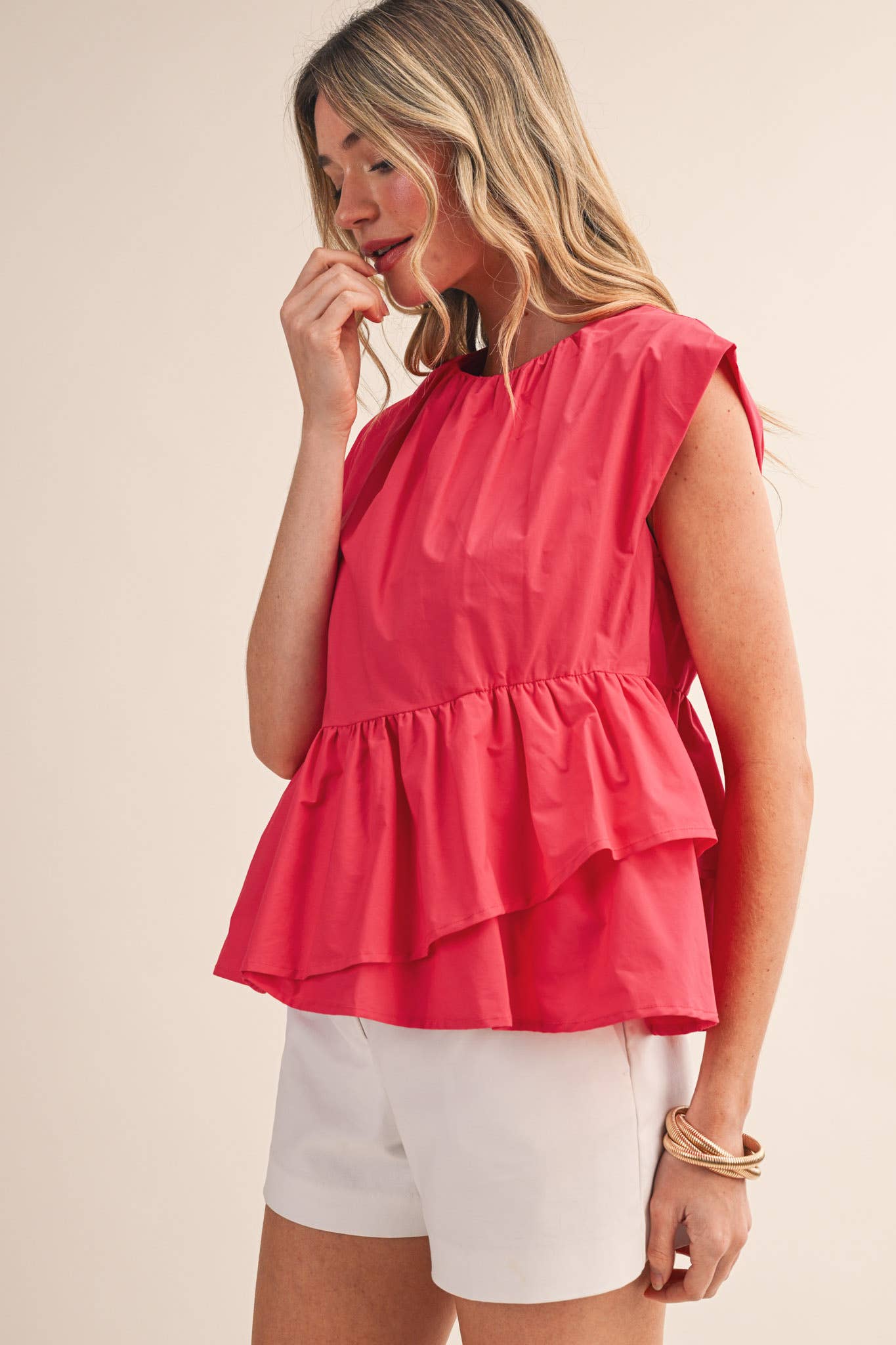 RUFFLED PEPLUM HEM TOP