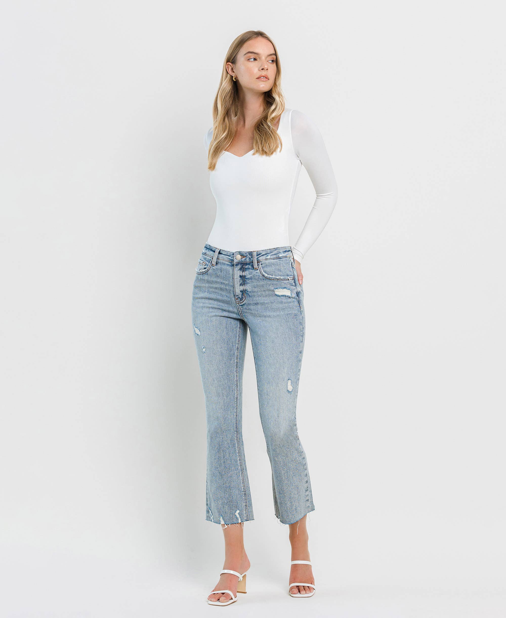 Cali Kiss - HIGH RISE KICK FLARE JEANS