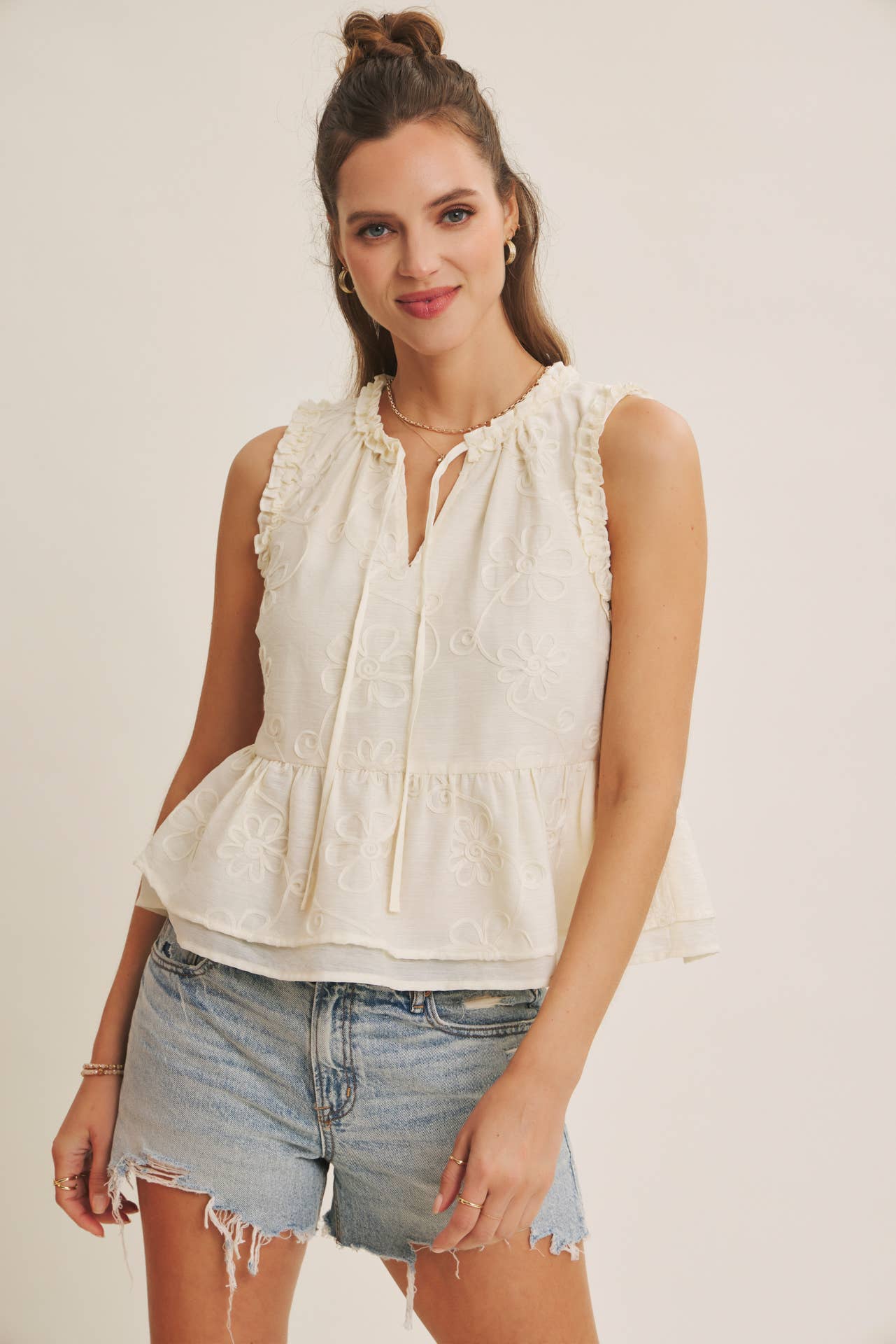 BABYDOLL EMBROIDERY BLOUSE