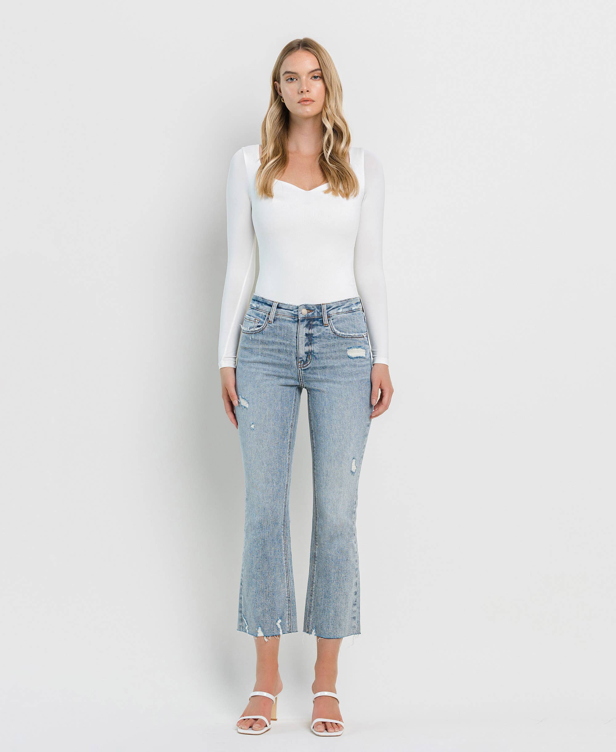 Cali Kiss - HIGH RISE KICK FLARE JEANS