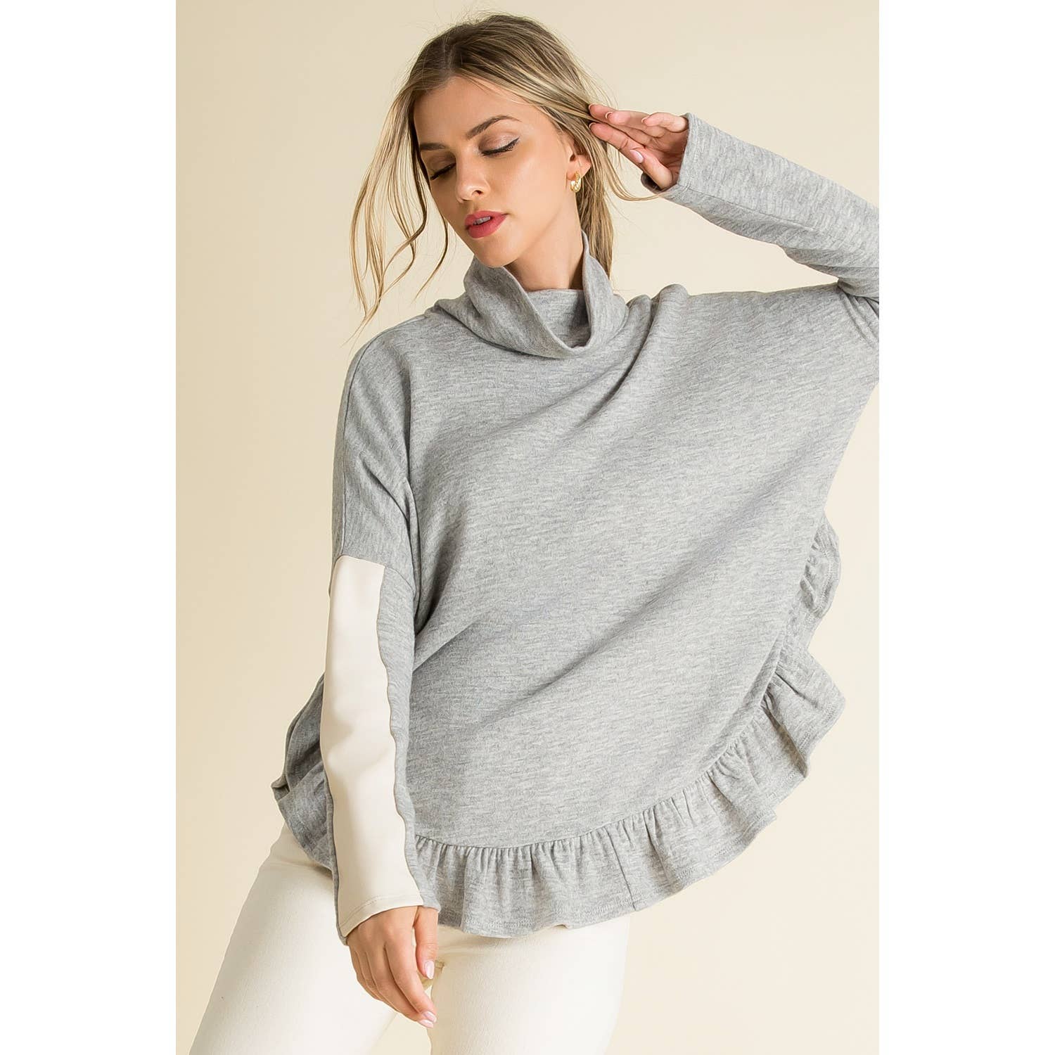 Ruffle Hem Knit Turtleneck