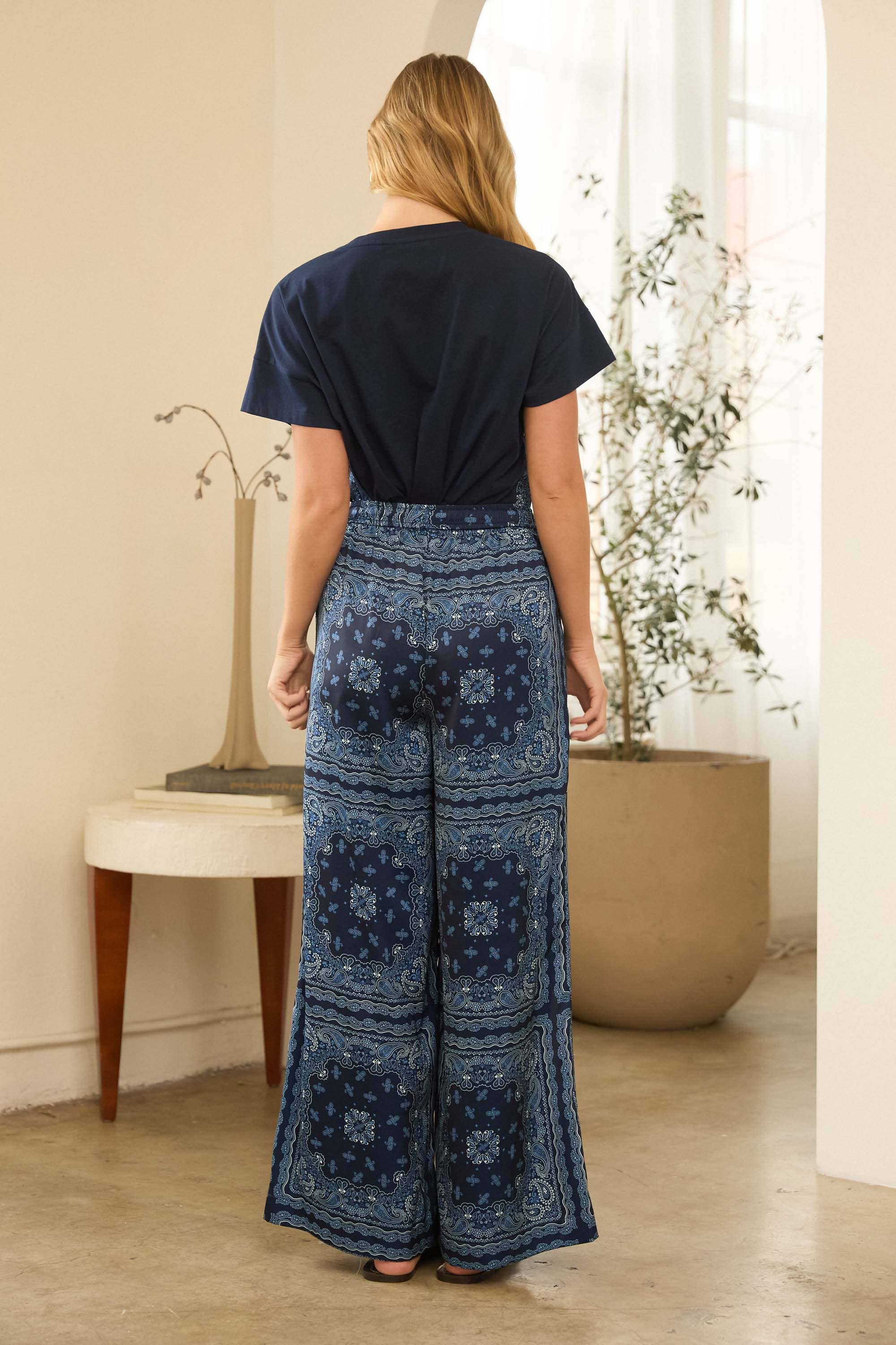 BANDANA PRINT PANTS