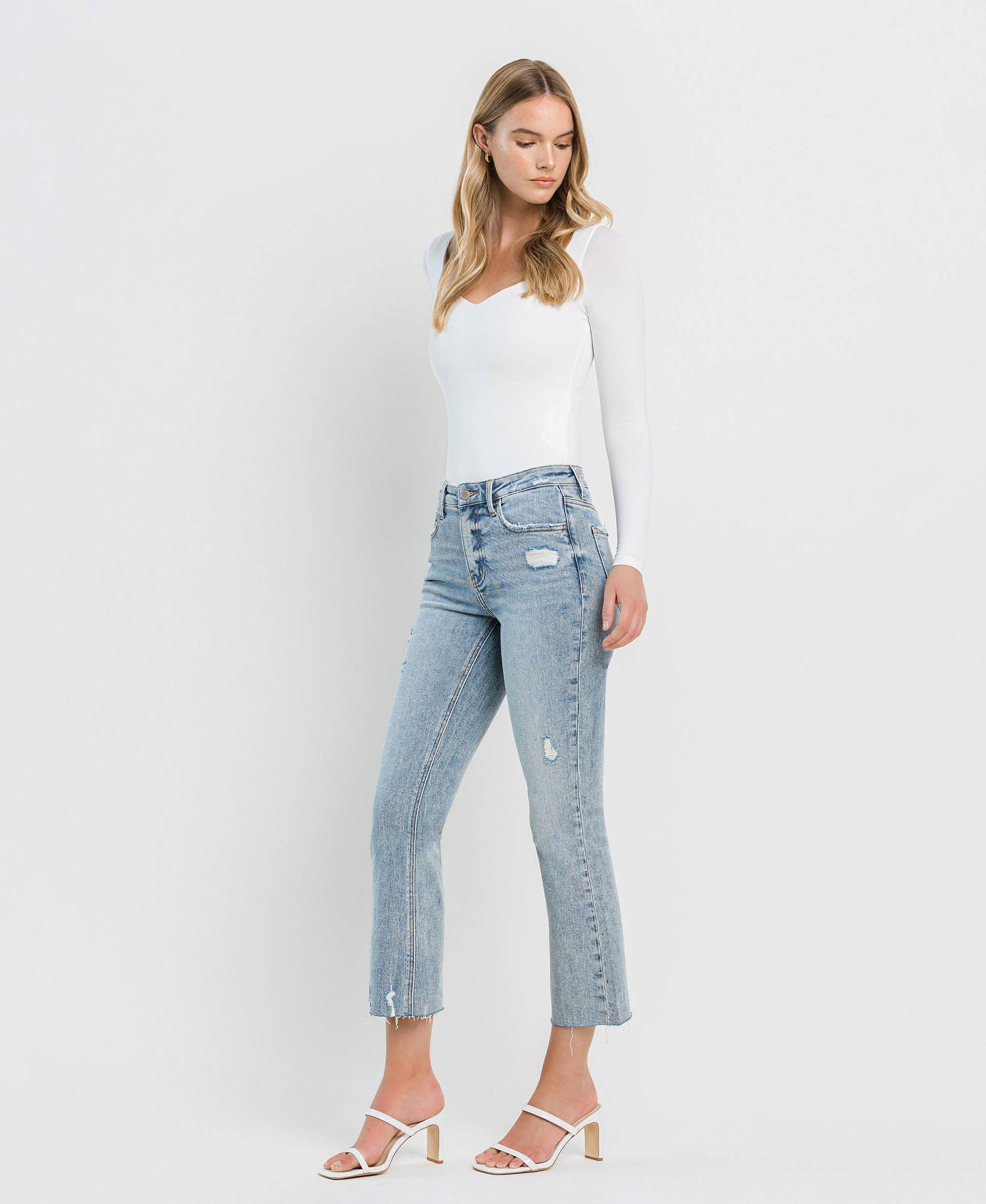 Cali Kiss - HIGH RISE KICK FLARE JEANS