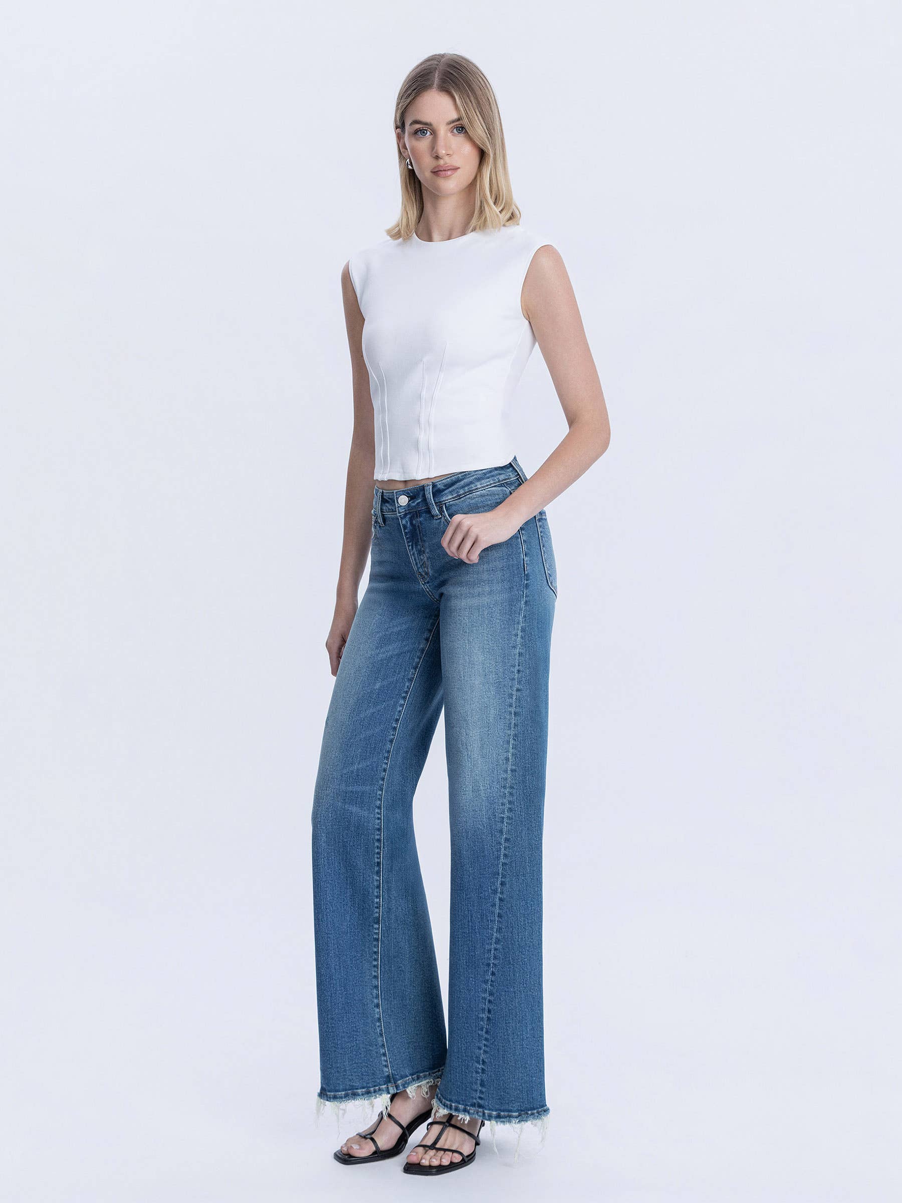 MID RISE TWIST WIDE LEG JEANS