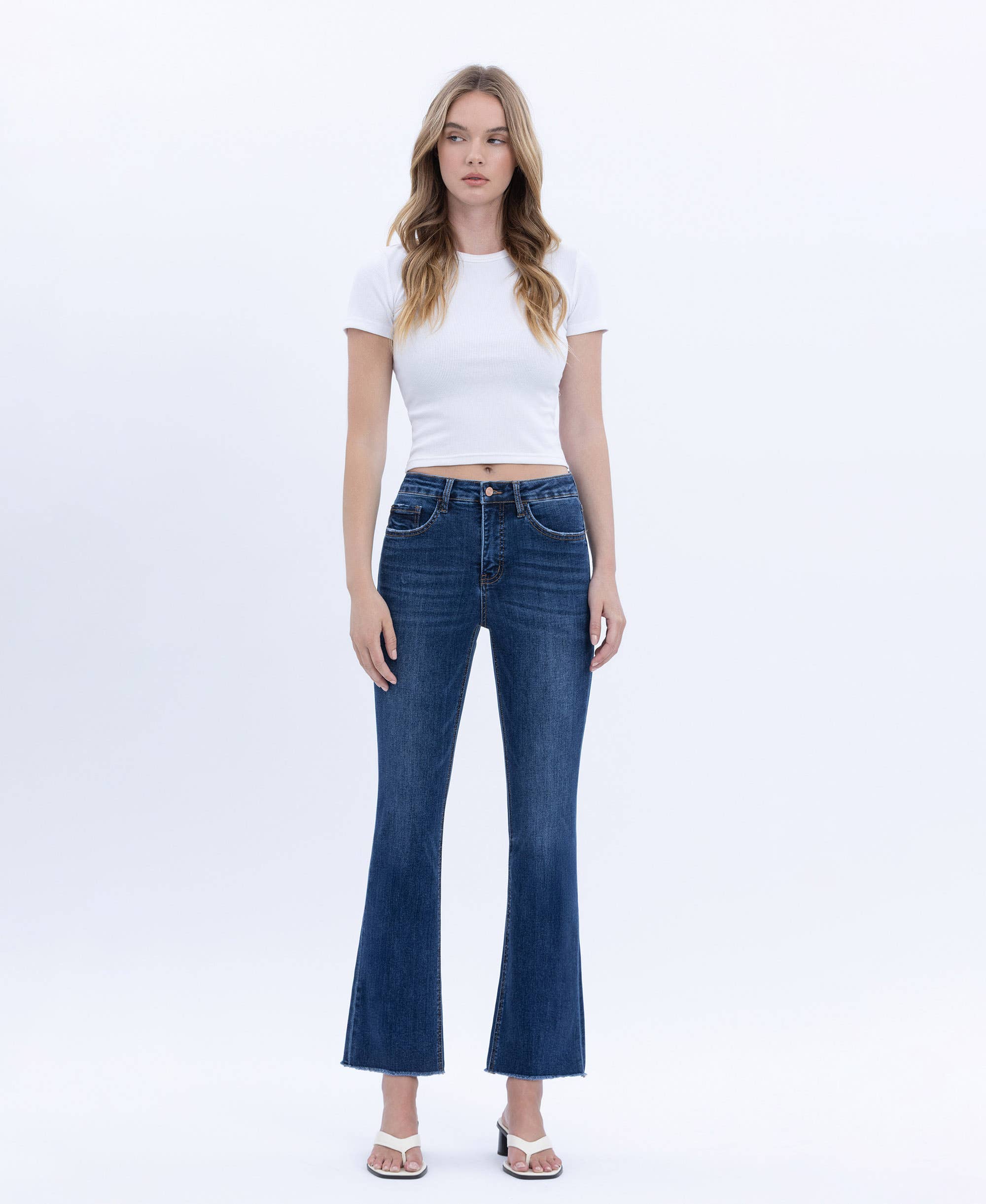HIGH RISE RAW HEM KICK FLARE