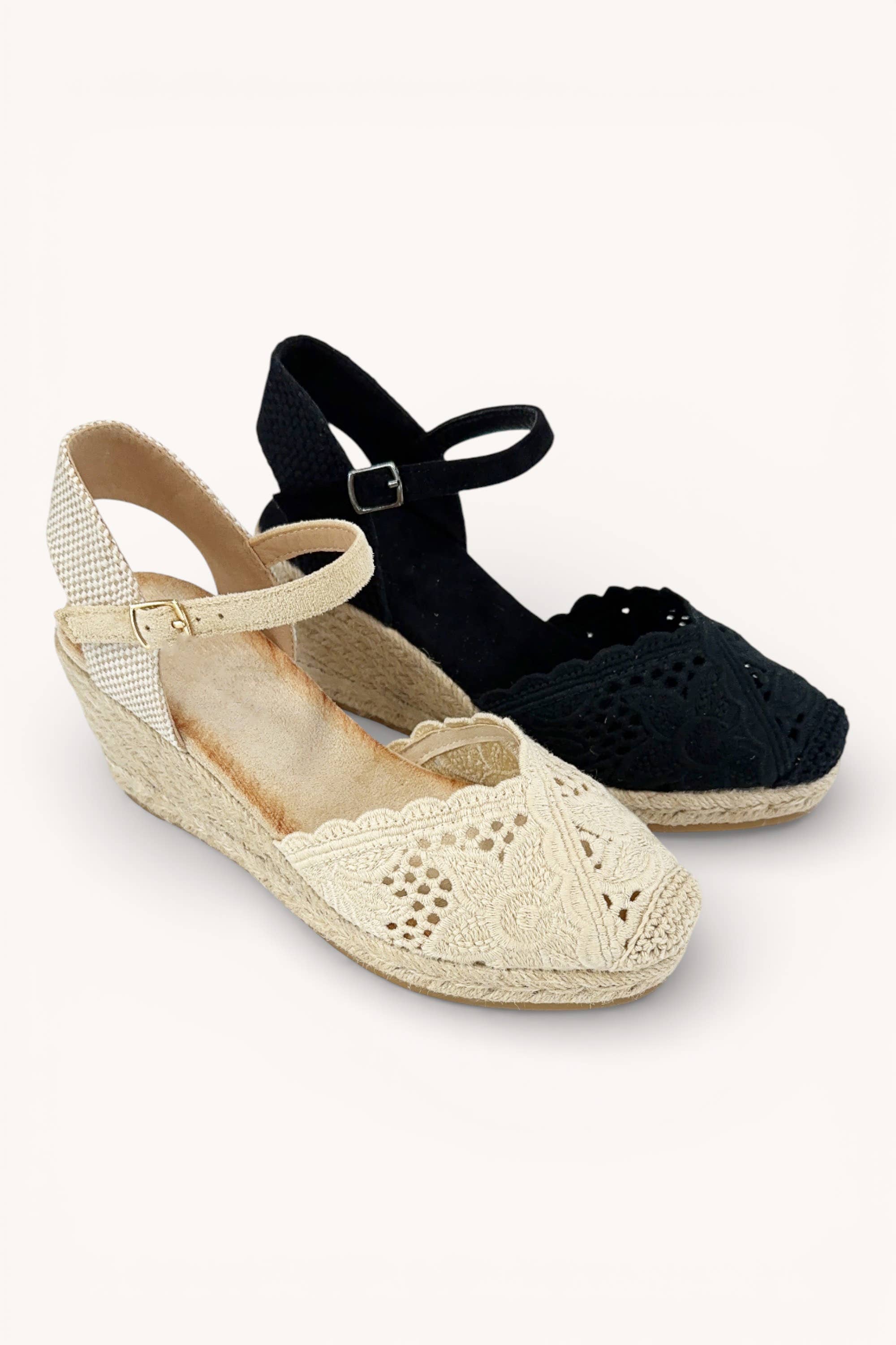 FLORAL CROCHET LACE WEDGE