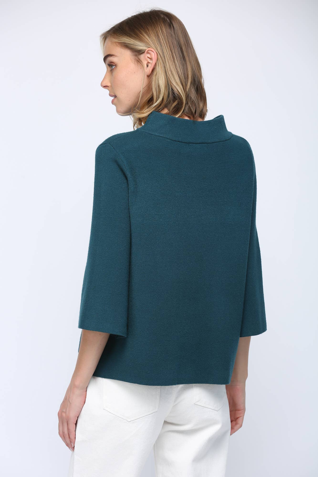 MOCK NECK SWEATER