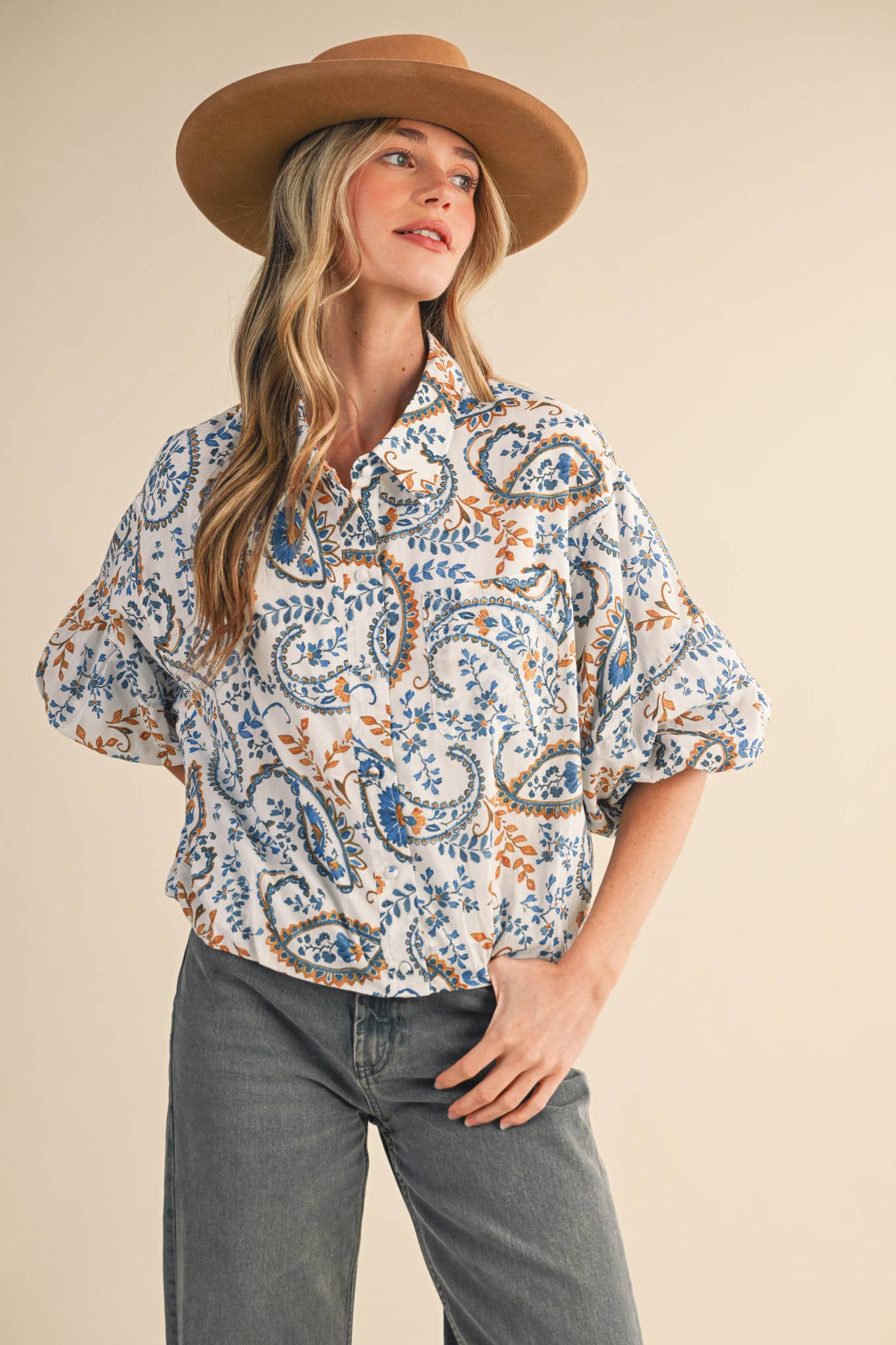 PAISLEY PRINT BUBBLE SLEEVE TOP