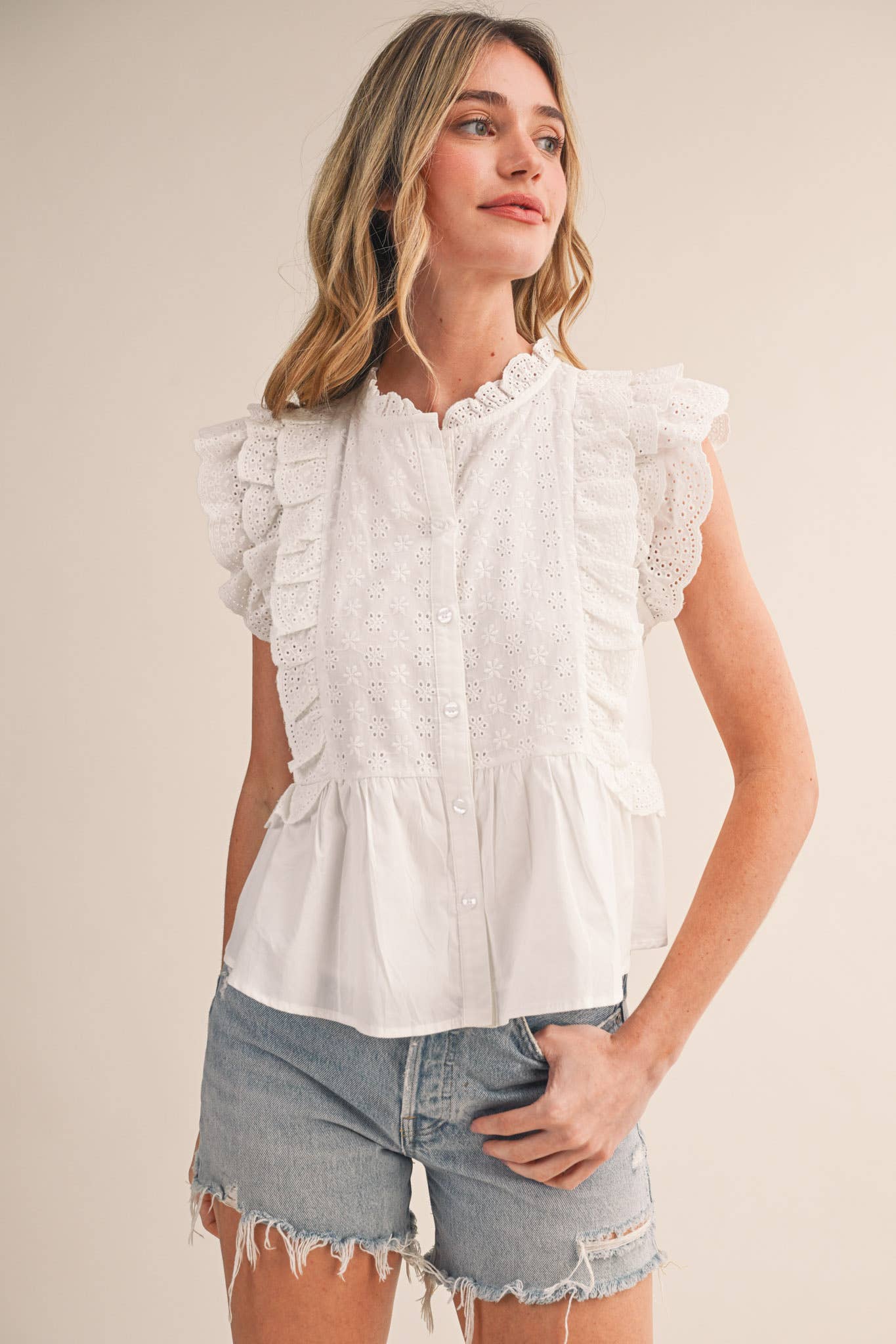 EYELET BUTTON DOWN PEPLUM TOP MTP4485: BLACK / L
