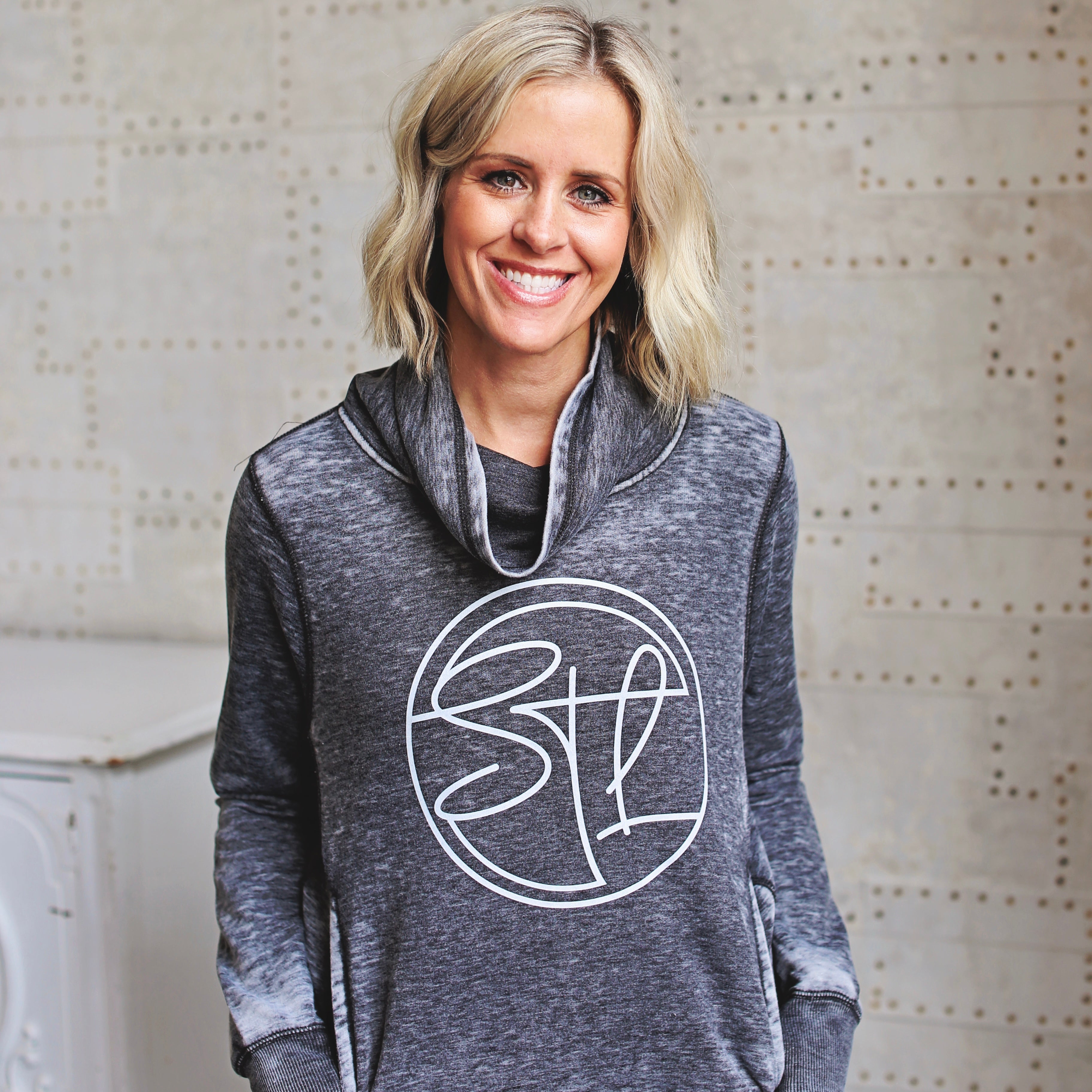 STL KC Cowl Neck Zen Fleece